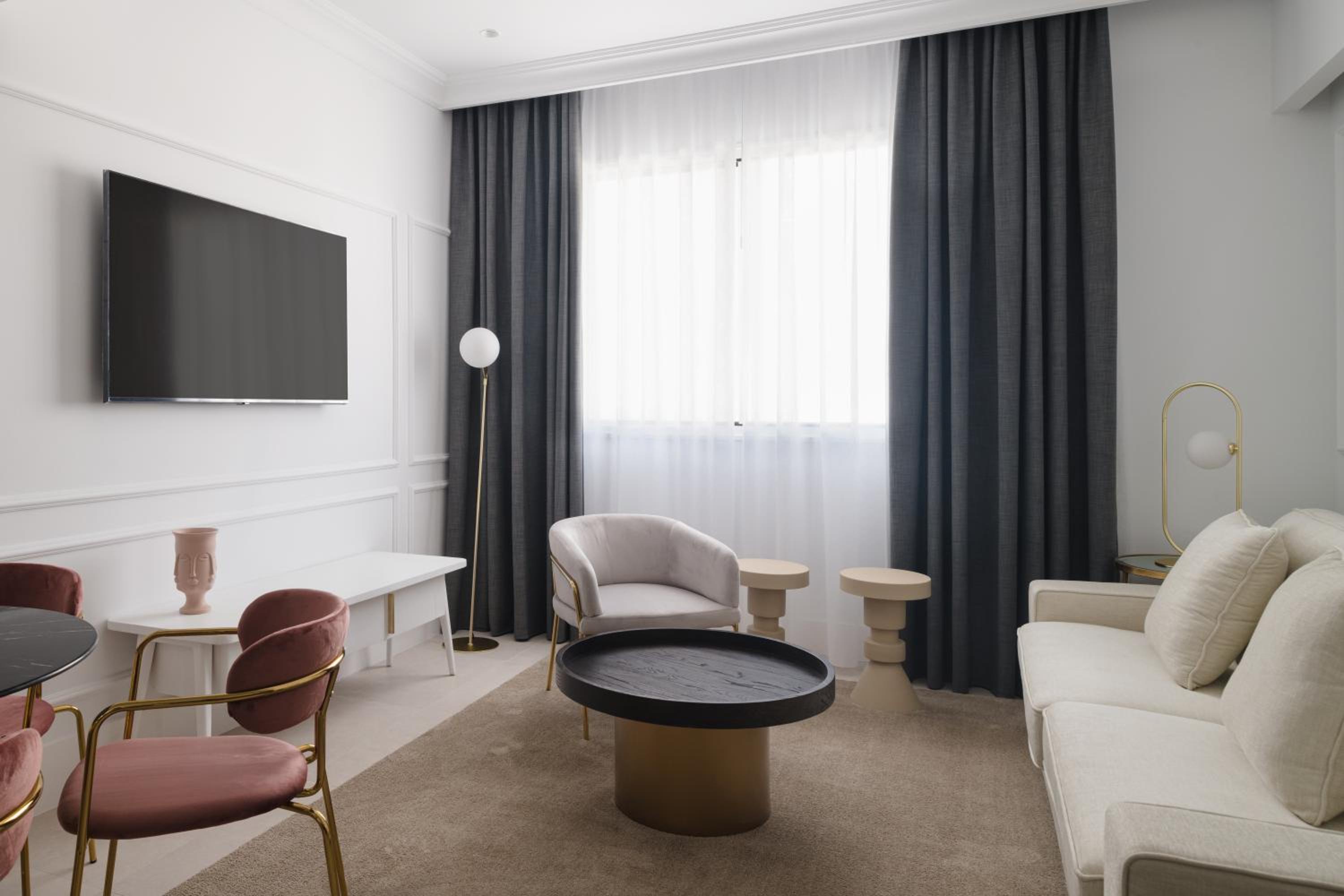 Blue Marina Suites - Boutique Apartments