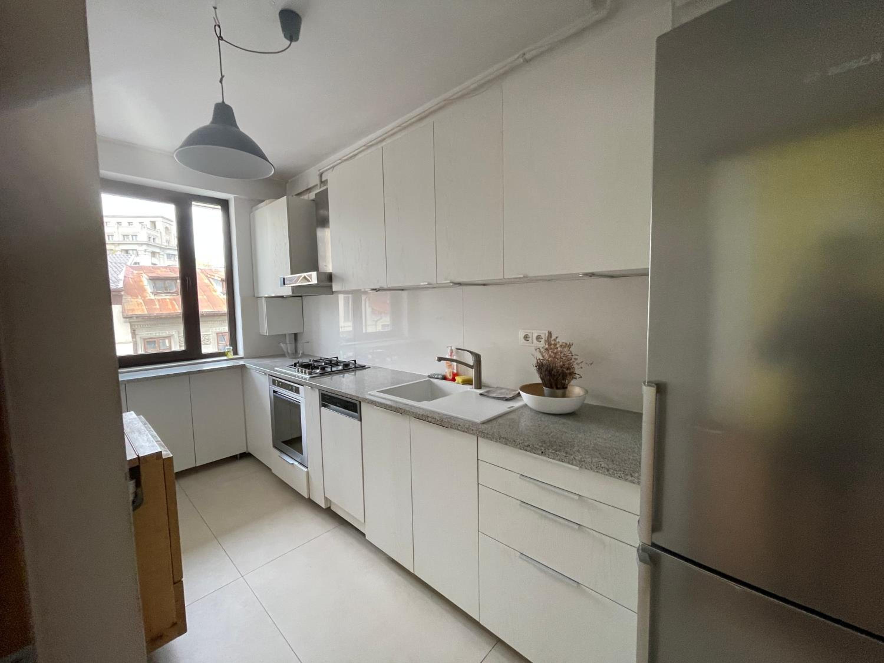 Cozy Two Rooms DOWNTOWN by CHR Luxury Propery
