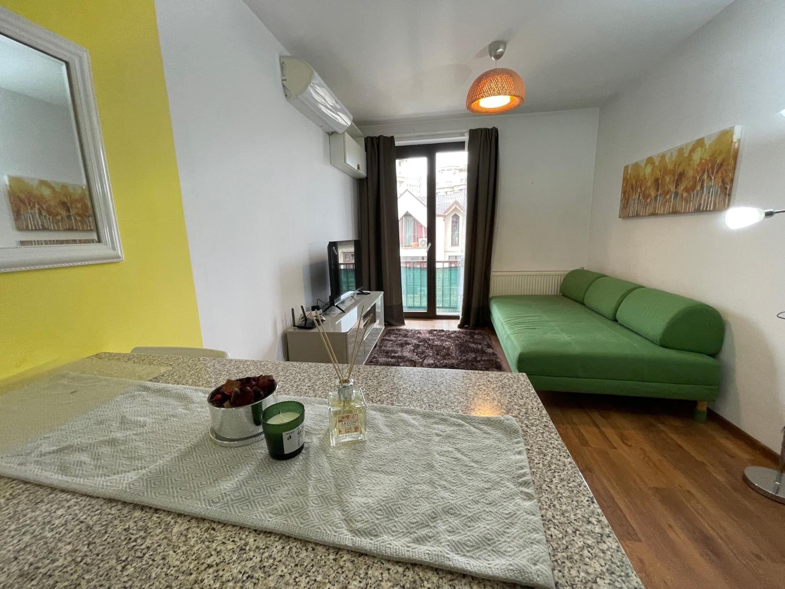 Cozy Two Rooms DOWNTOWN by CHR Luxury Propery