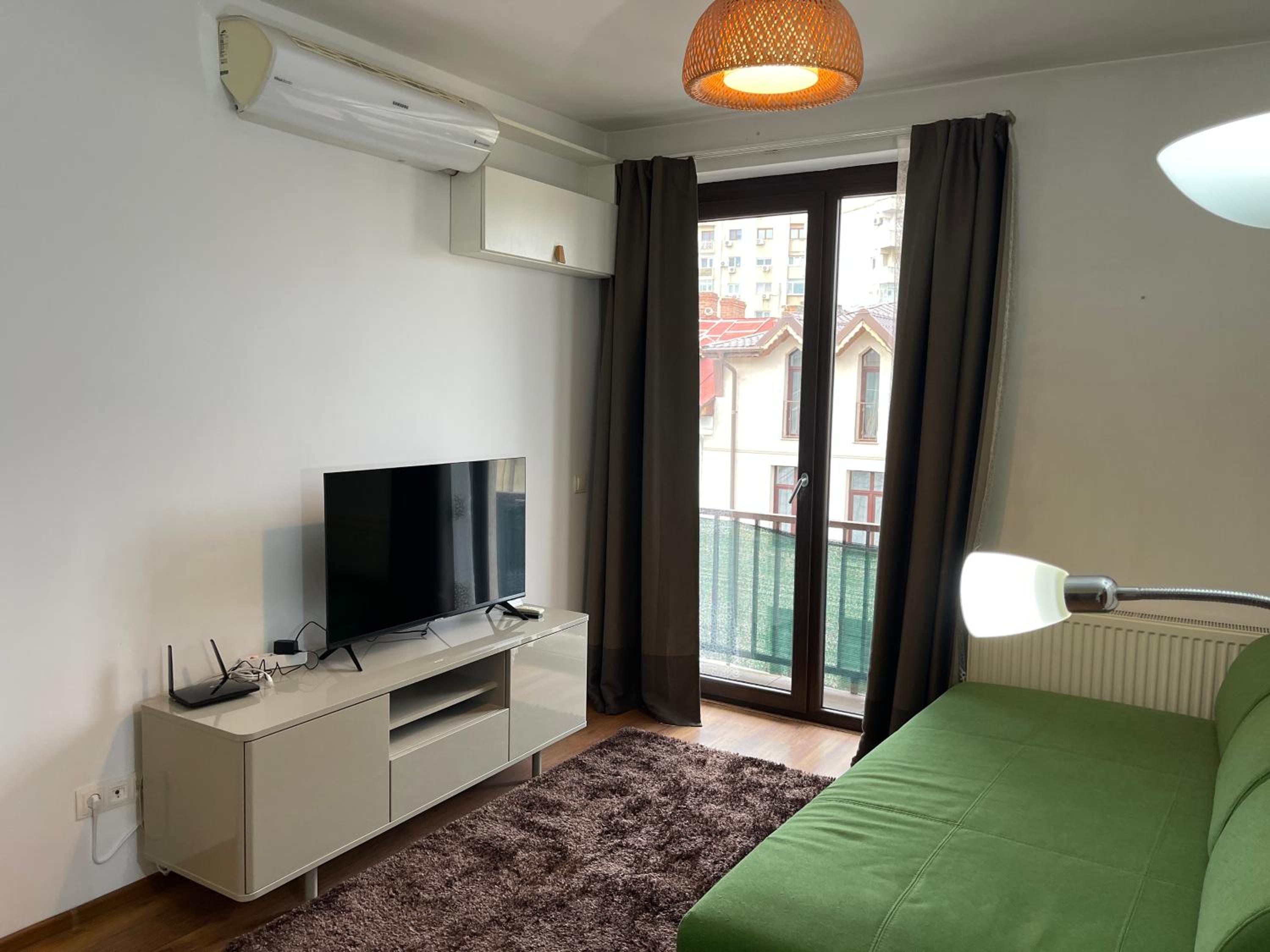 Cozy Two Rooms DOWNTOWN by CHR Luxury Propery