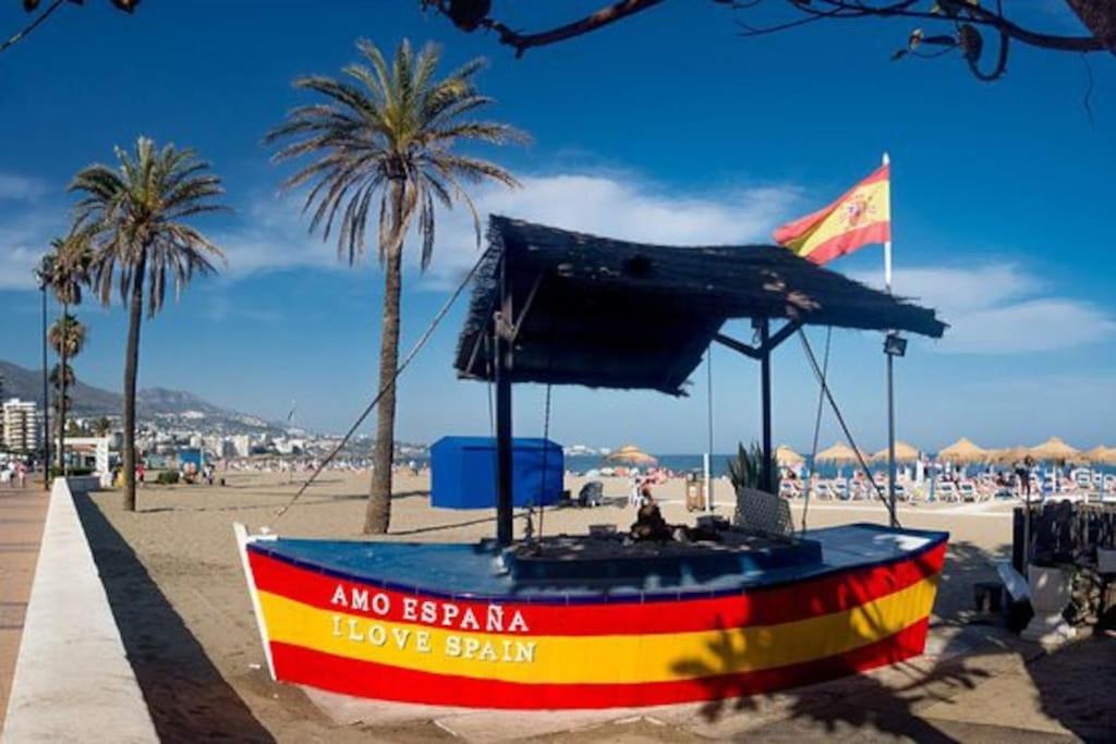 HigueronRentals Chloe by the sea