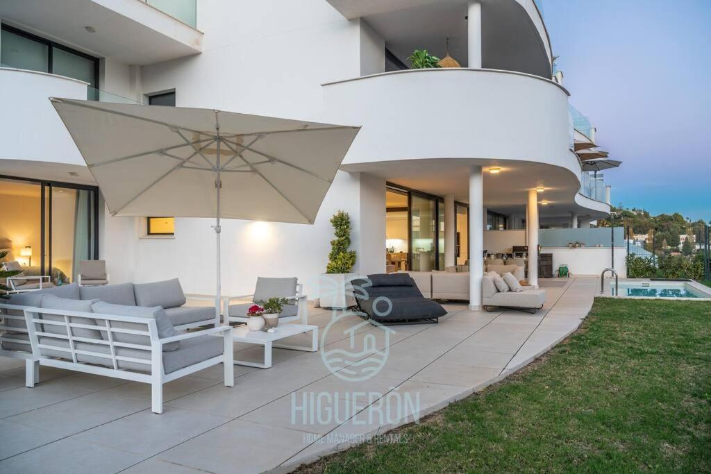 HigueronRentals Chloe by the sea