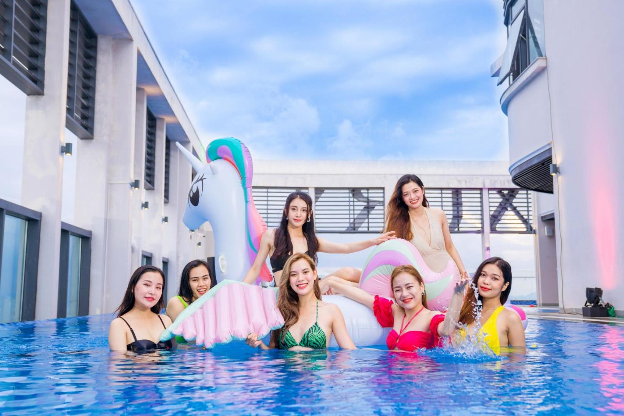 Luxury Apartment Ocean View Free Pool