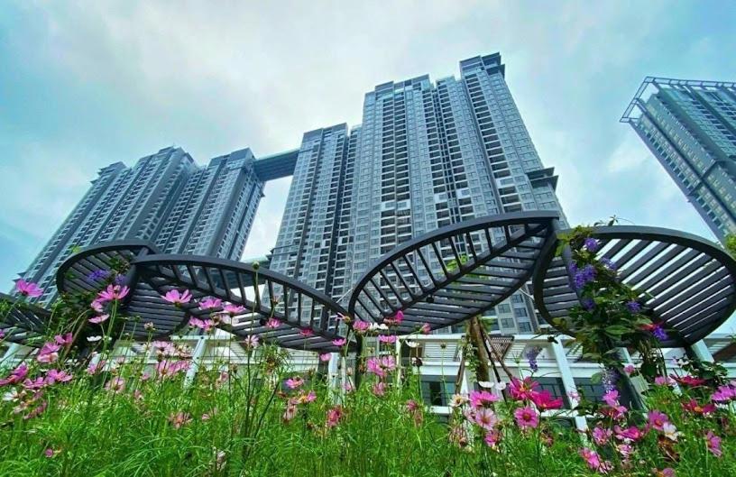 BIG PROMO!River view apartment view 2