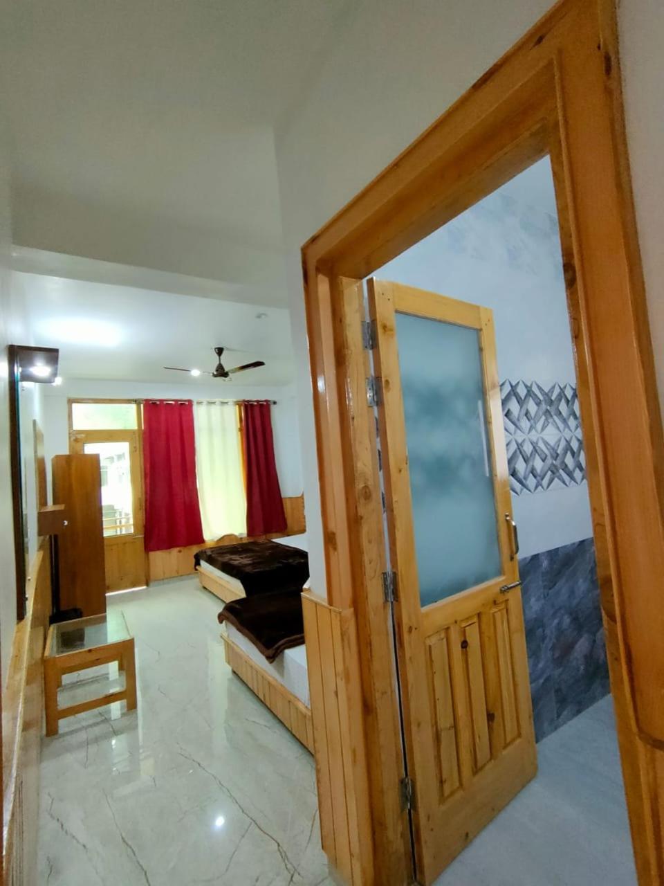 NEW SAMY CAFE AND HOMESTAY