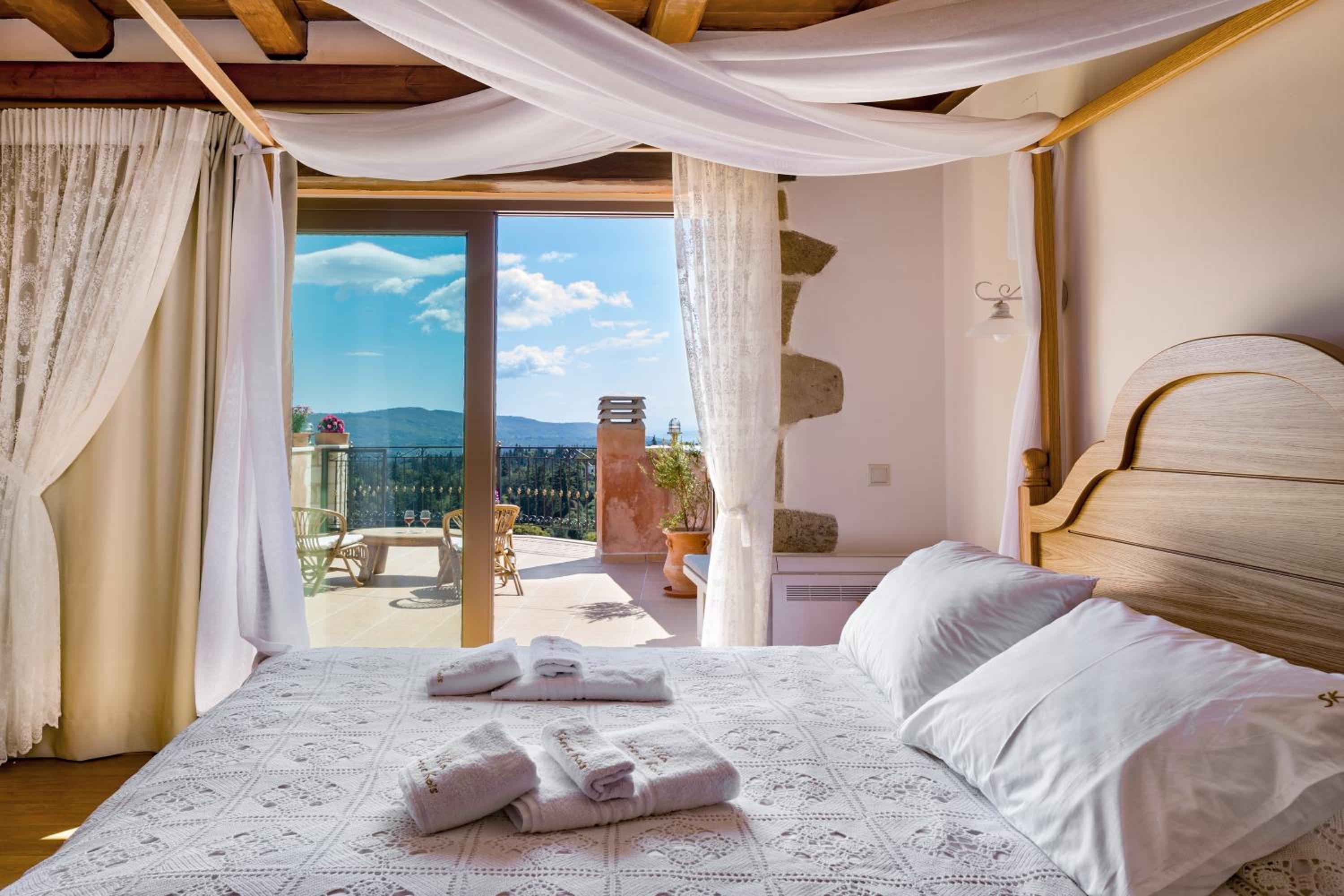 Villa Kois - Authentic Stone Villa with Waterfall Pool by Posarelli Villas