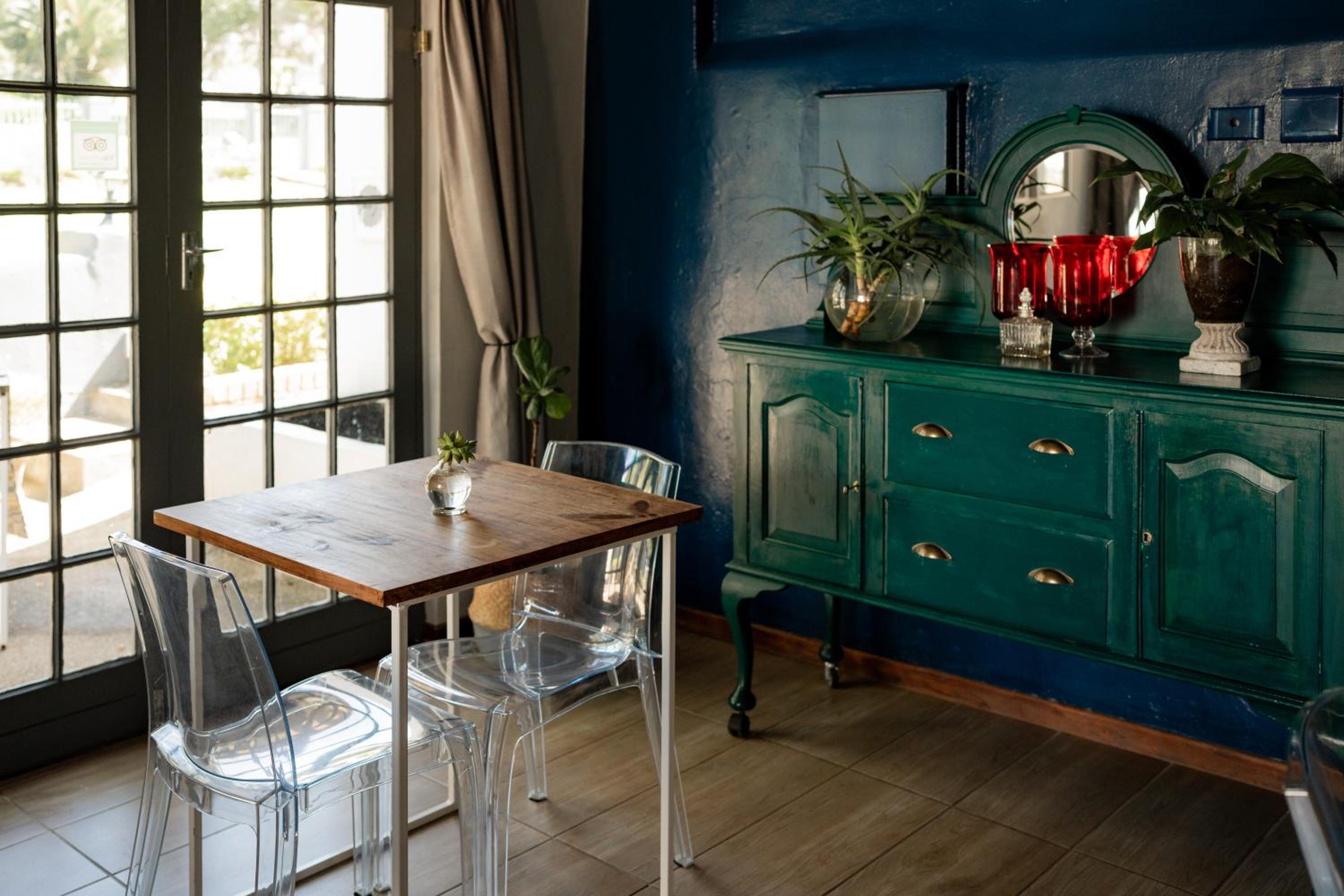 Elianthe Guesthouse