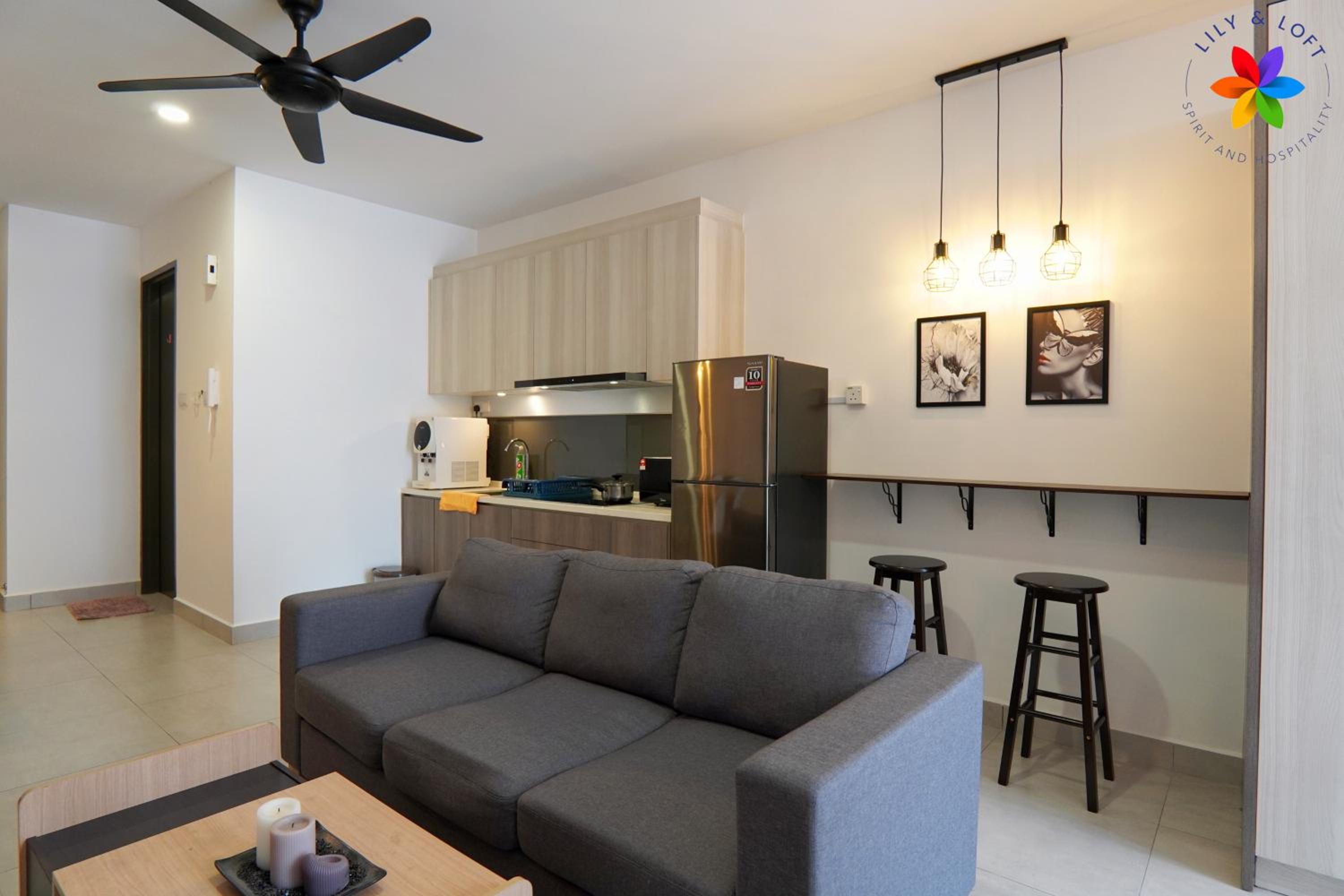 Lily and Loft - Queensville @ Kuala Lumpur - Netflix