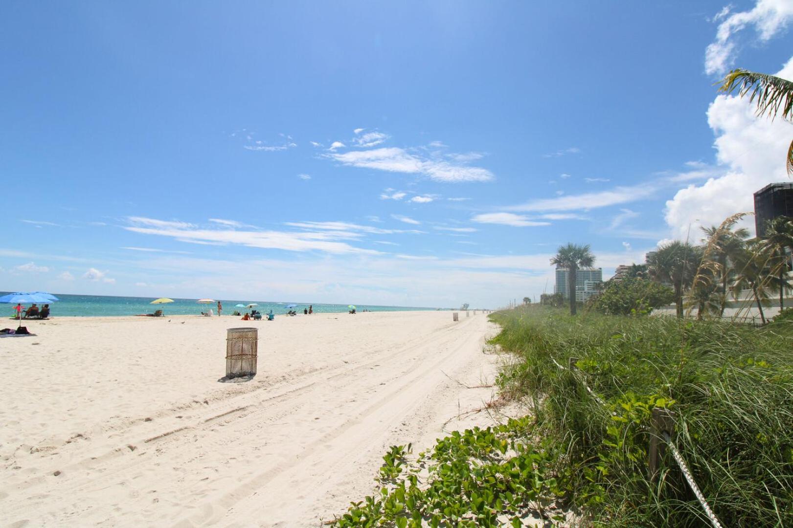 Castle Ph11 Penthouse with Balcony, Free Parking, Pool, Tennis, Beach Access view 3