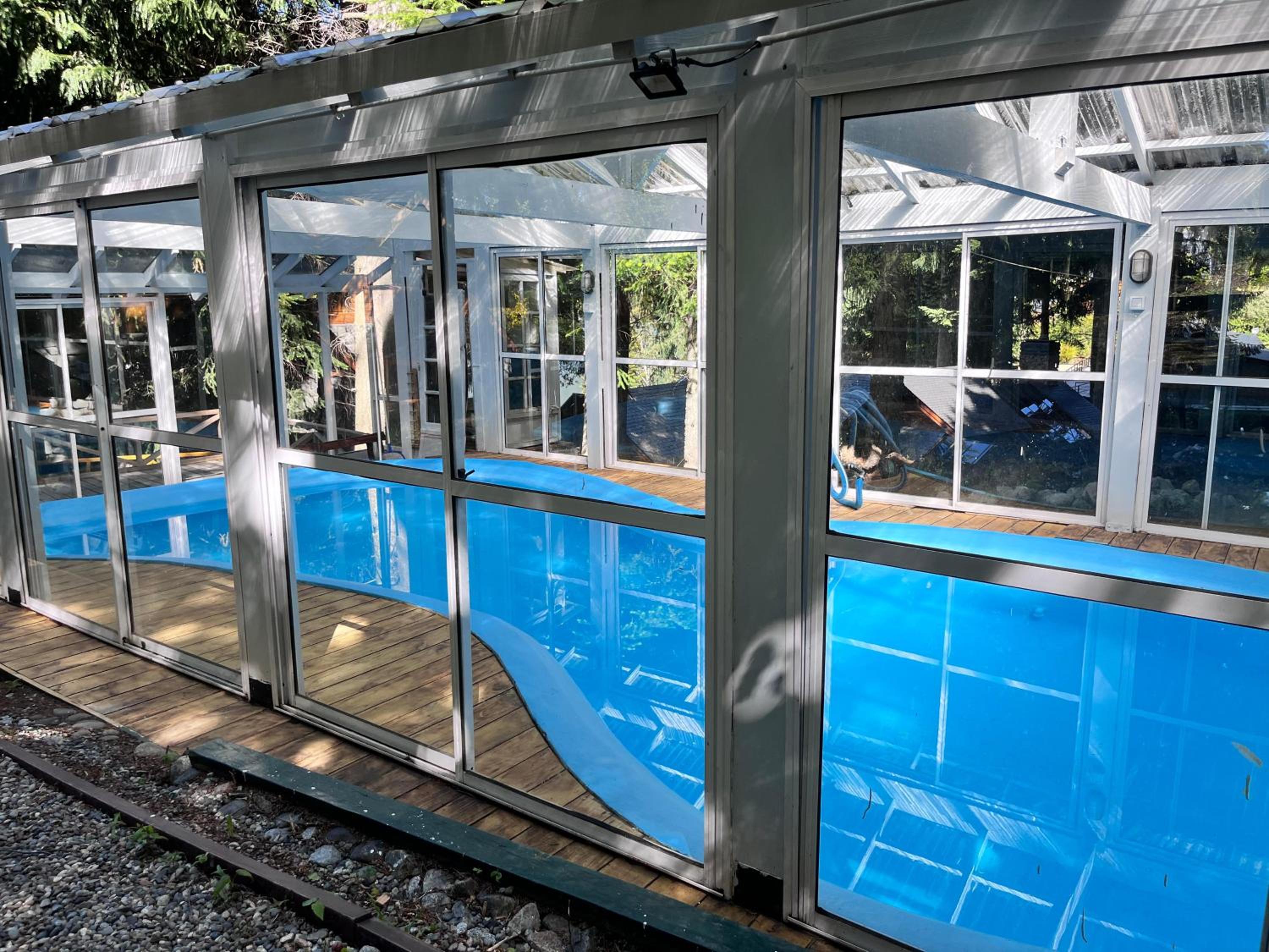 BOG Le Pommier - Cabañas con vista al lago y piscina climatizada