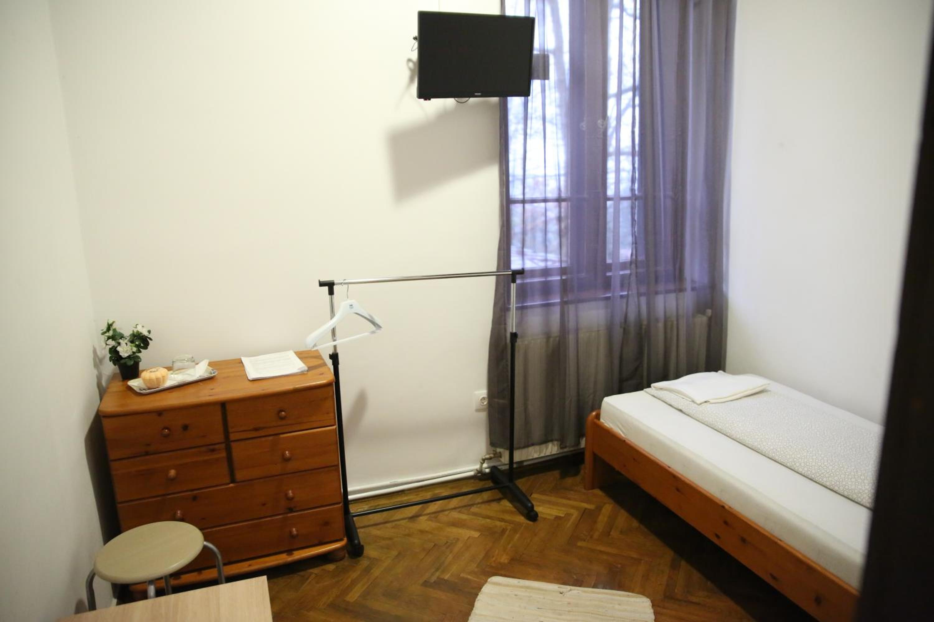 Photo 46