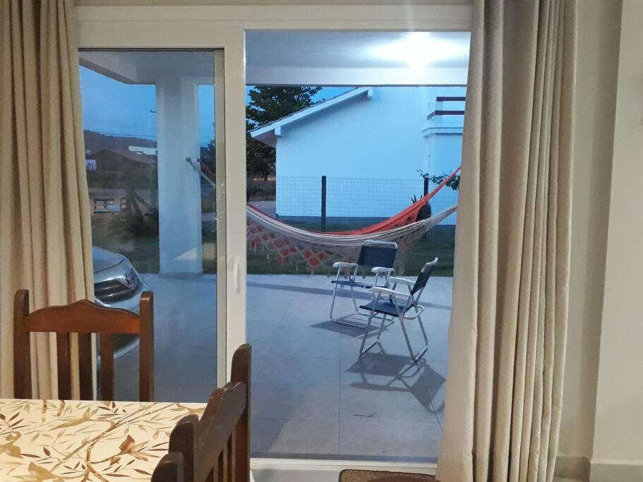 Casa com piscina / Na quadra do mar Torres-RS