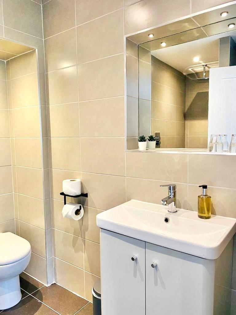 Lytham St Annes Vacations - Mode Apartments St Annes - Property Image 11