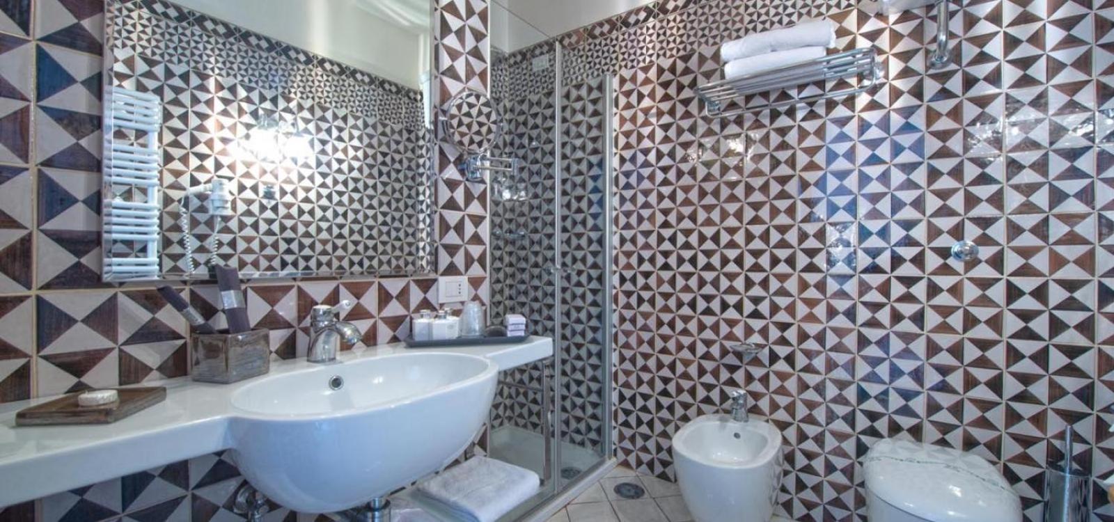 Villa Il Canto - Teloni en Positano — bathroom