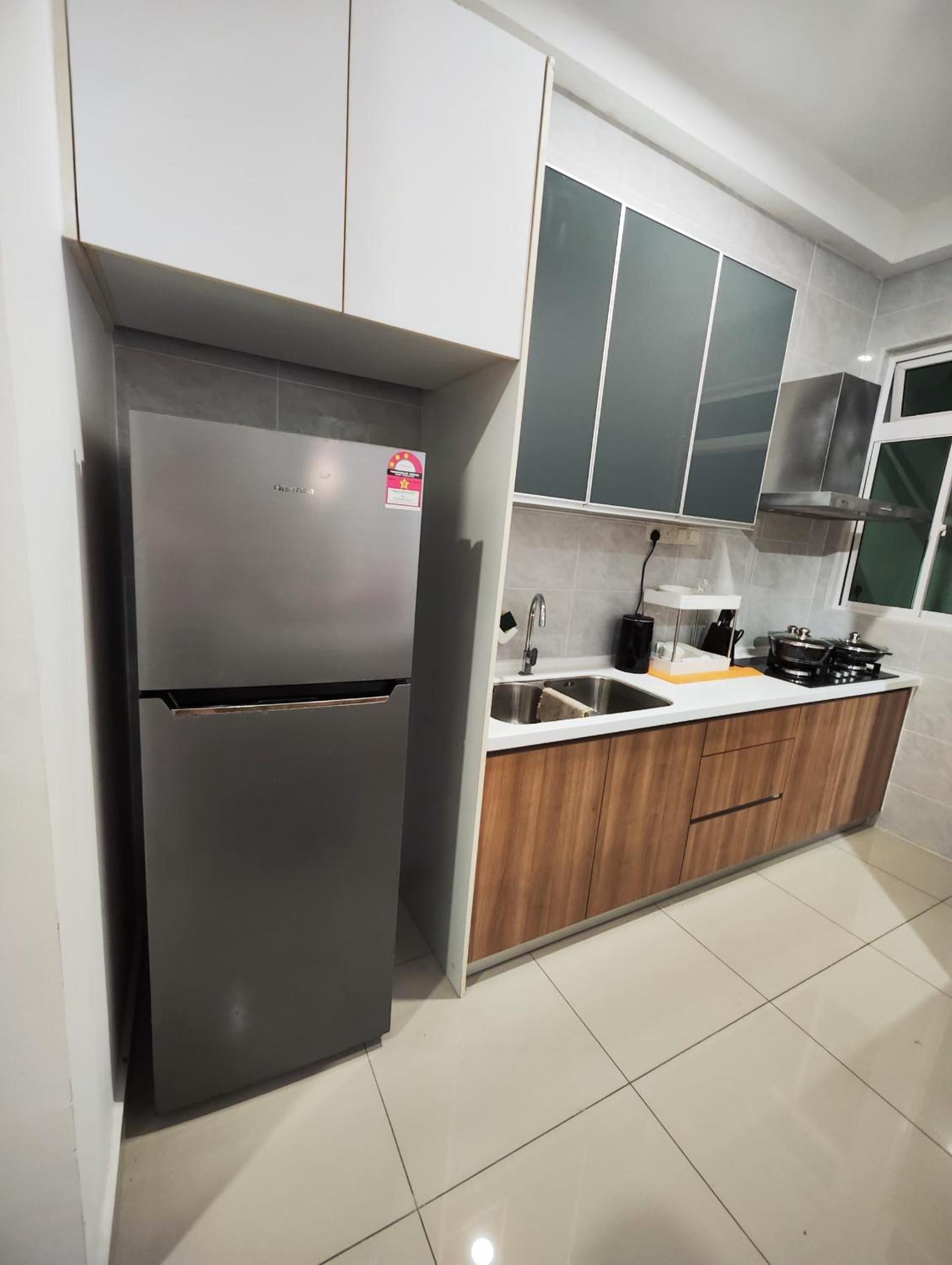 Twin Galaxy Newly Renovated and Cozy 2Bedroom Free CarPark WiFi Netflix