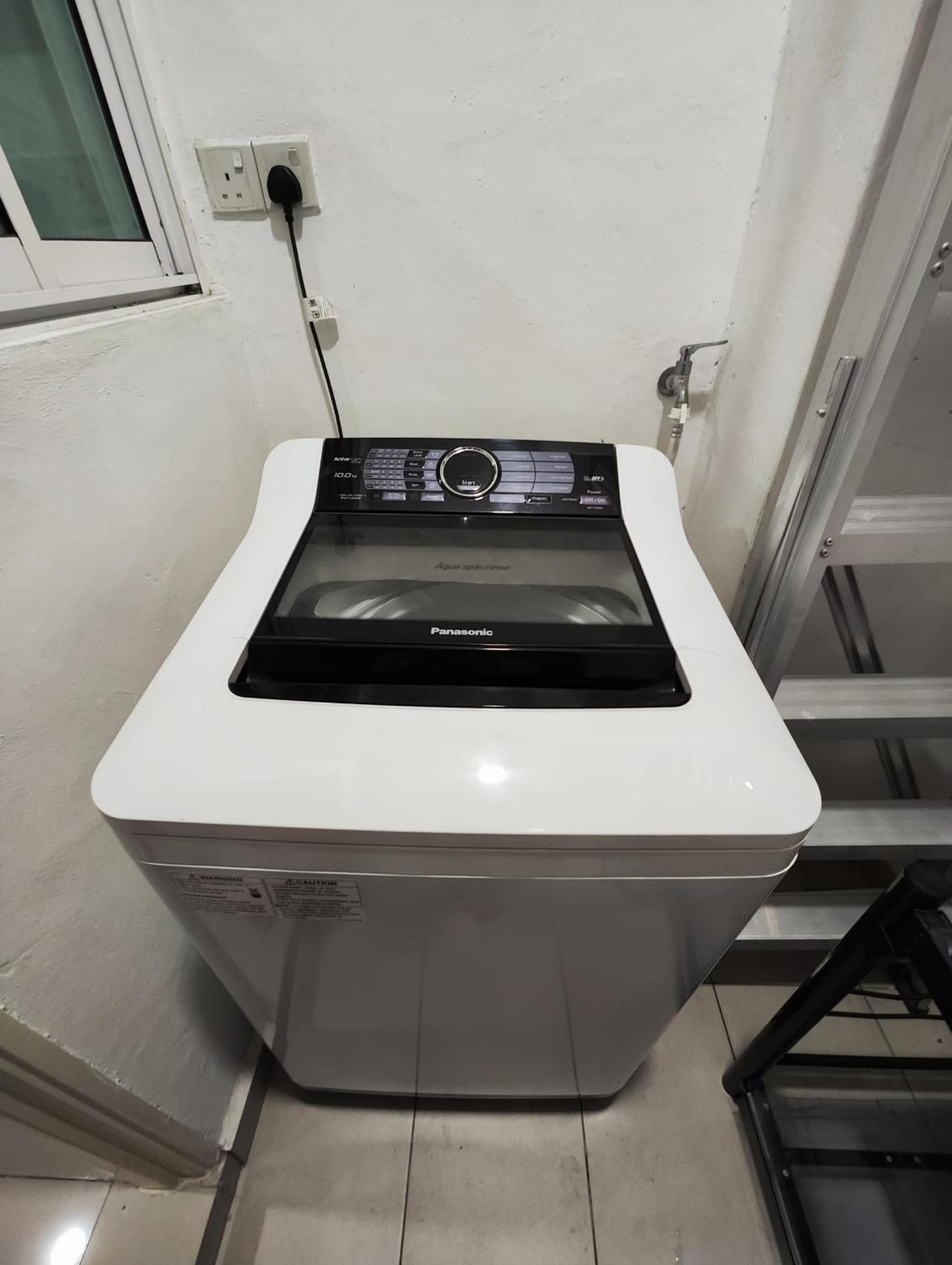 Twin Galaxy Newly Renovated and Cozy 2Bedroom Free CarPark WiFi Netflix