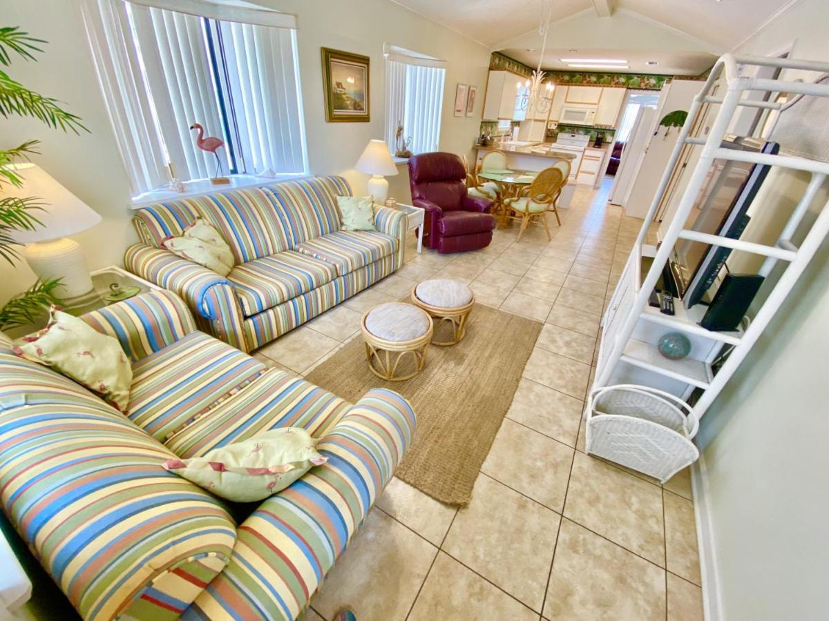 Venture Out 163 Gulf Loop 3bd 2ba WITH GOLF CART view 2