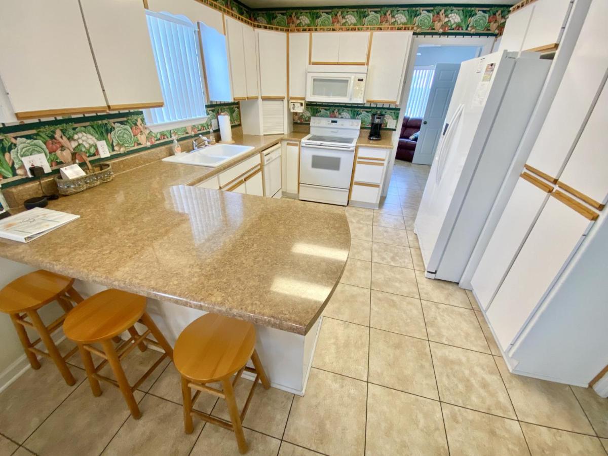 Venture Out 163 Gulf Loop 3bd 2ba WITH GOLF CART view 4