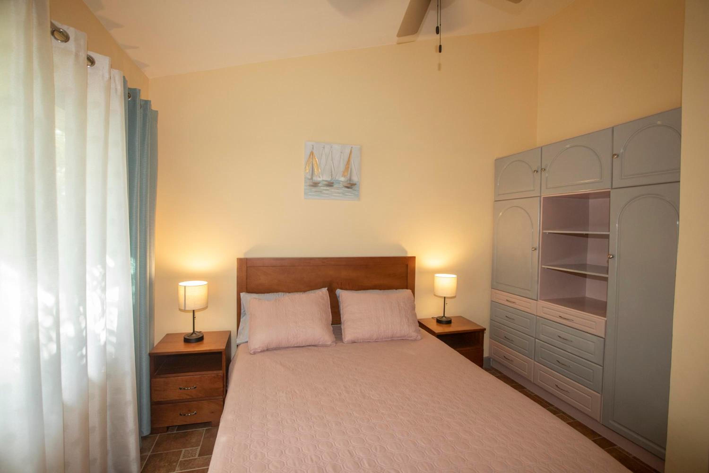 Three Bedroom Sunny Townhome