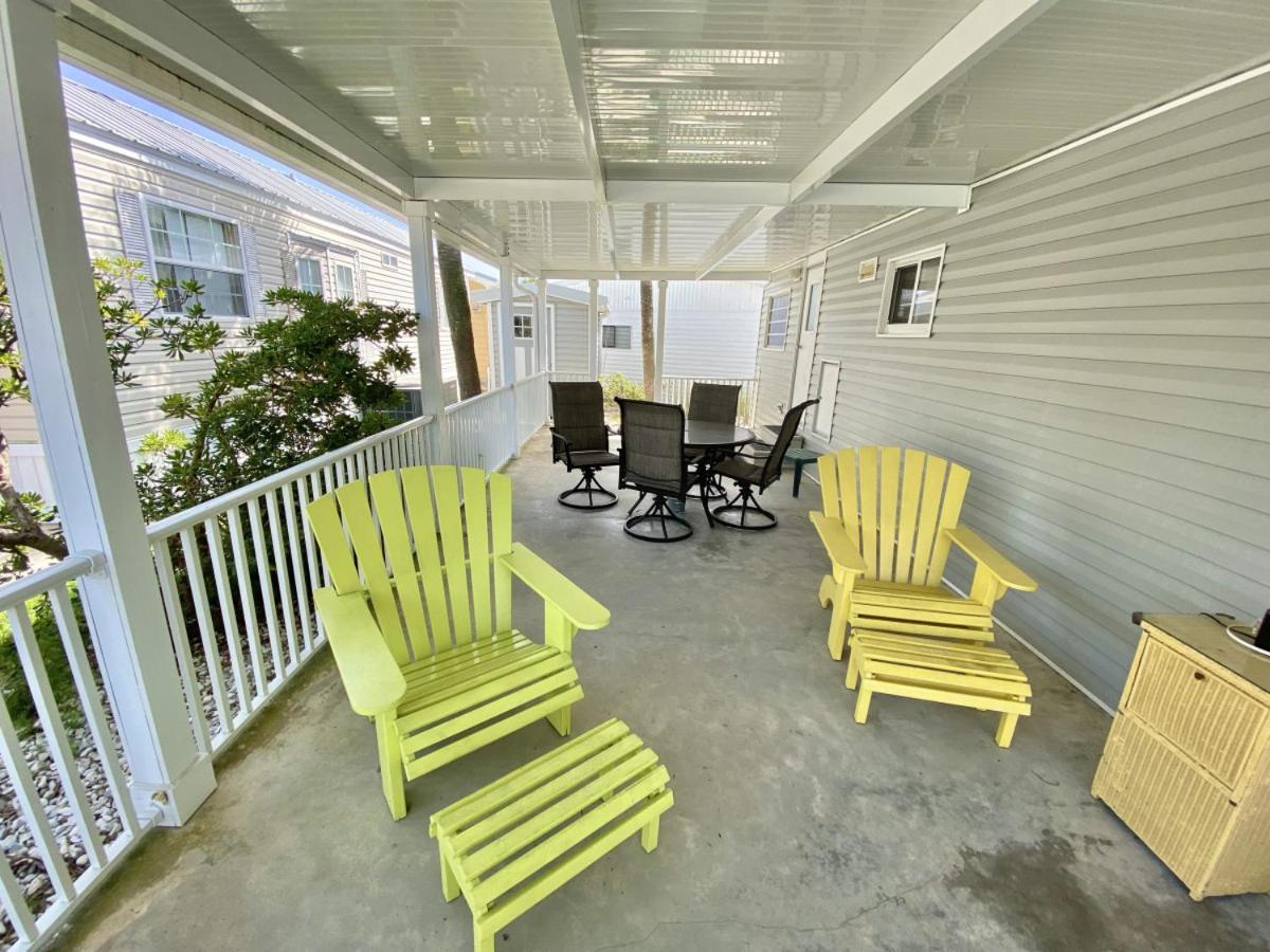 Venture Out 711 Sailfish Dr Great Covered Patio view 3