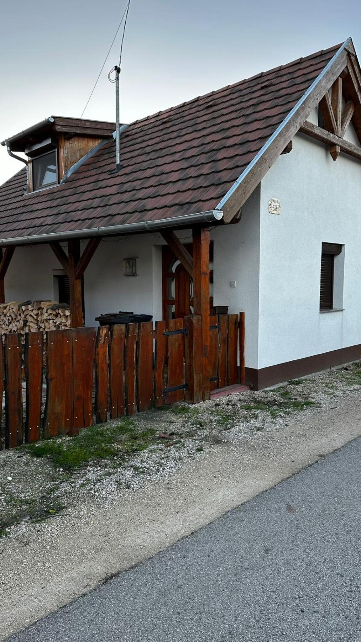 Újhegy Apartman