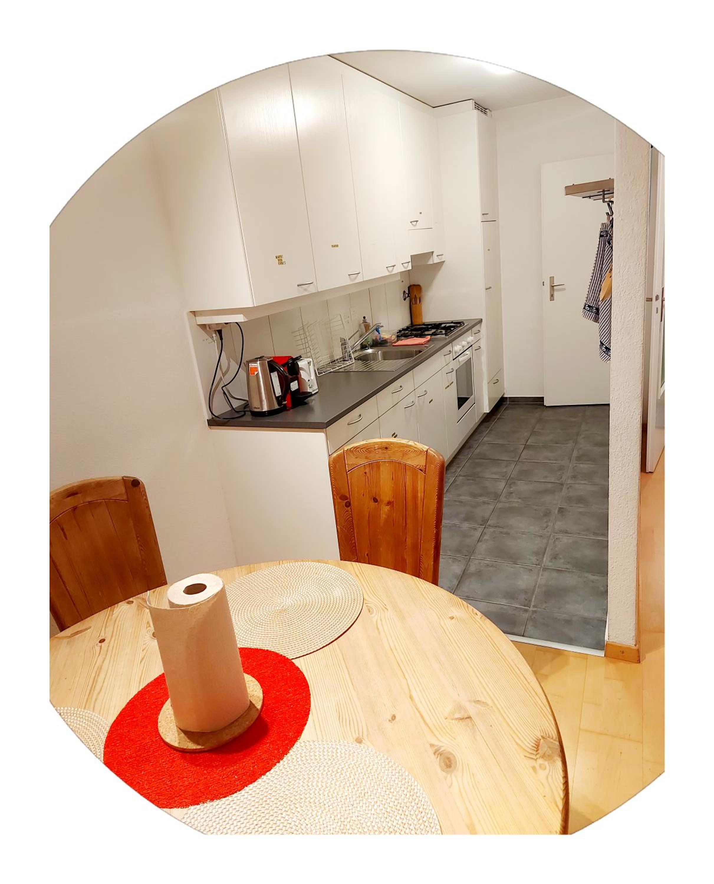 Ruhiges 2 Zimmer Apartment in Bern Zentrum view 3