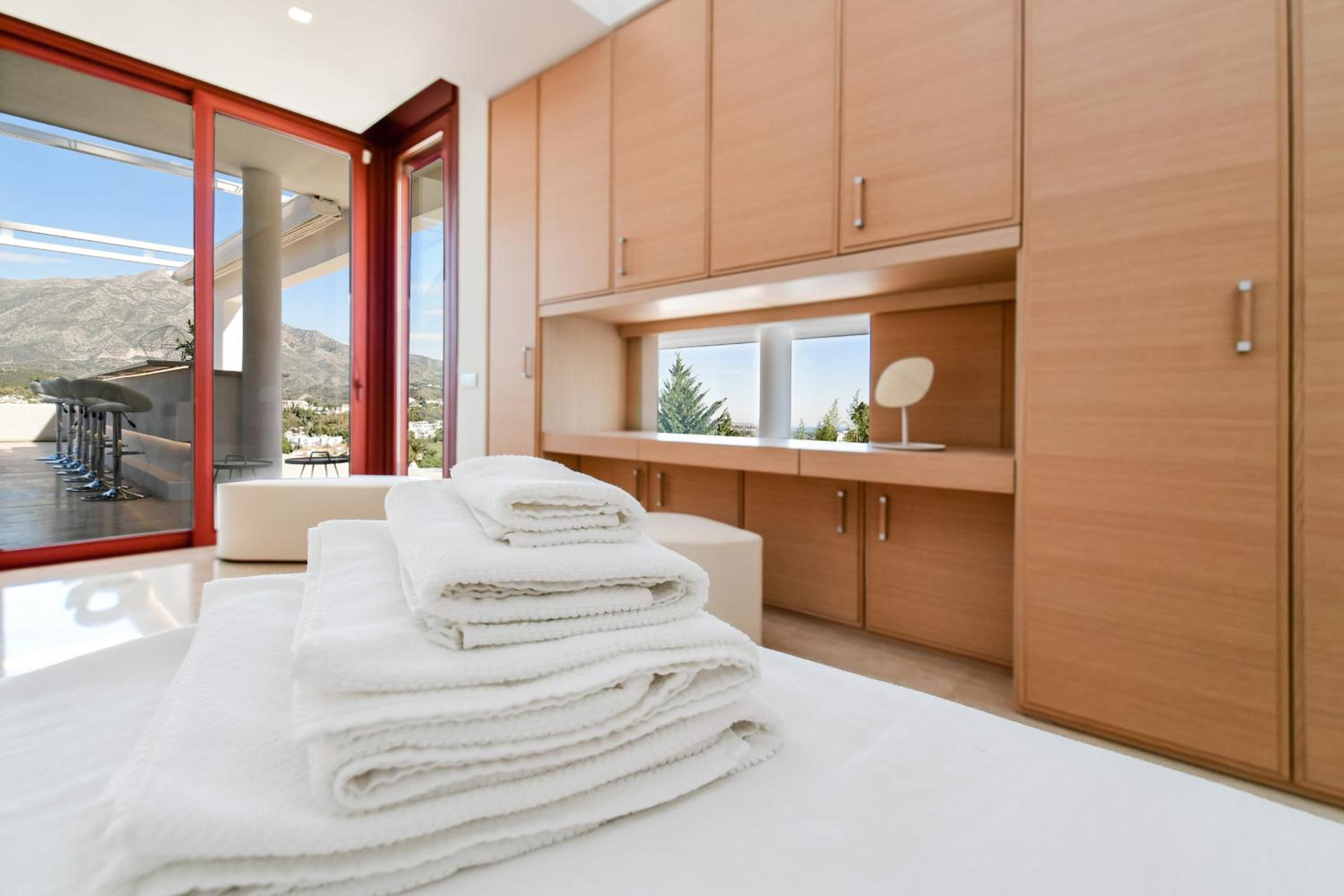 Villa White Nueva Andalucia