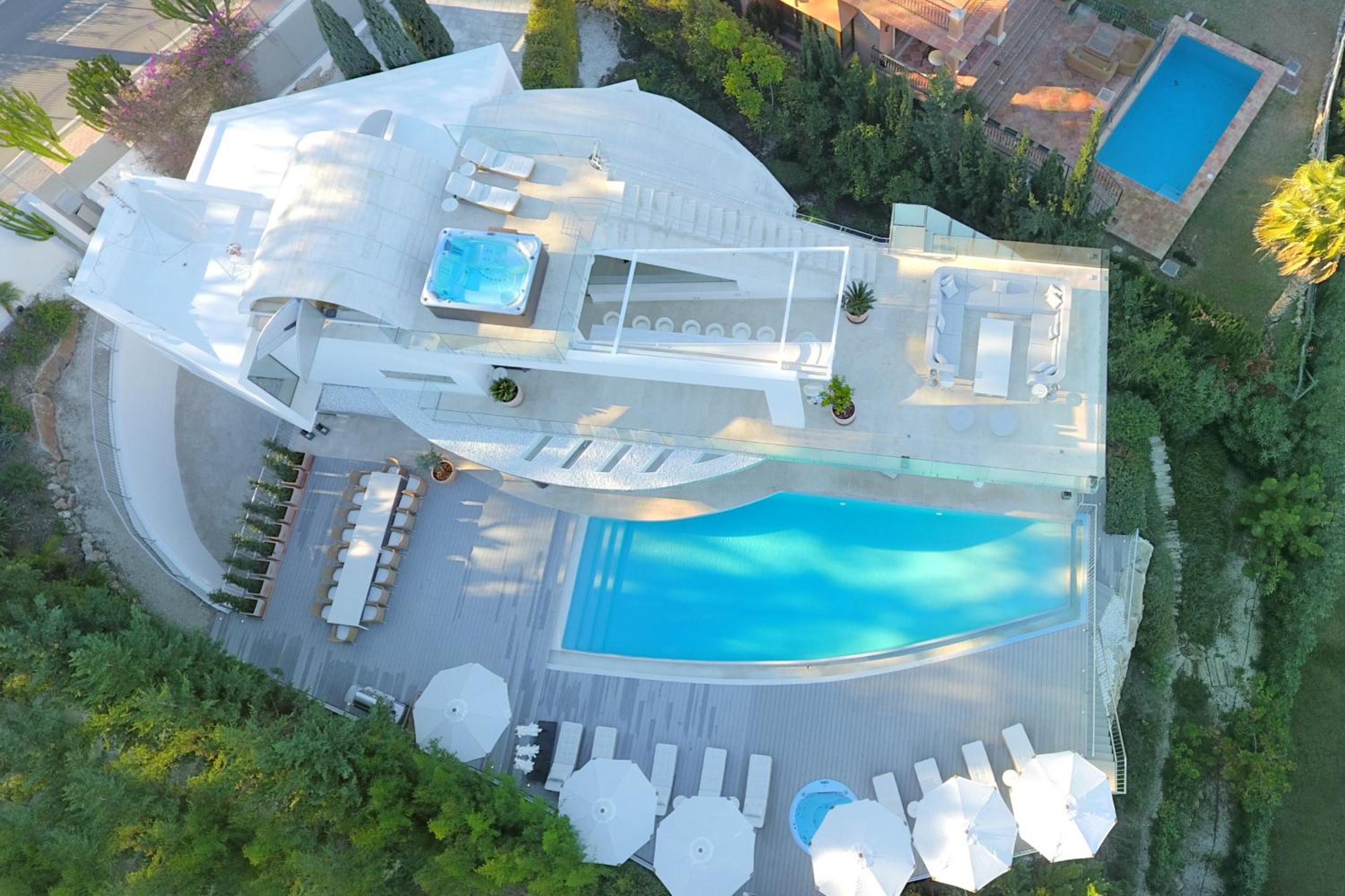 Villa White Nueva Andalucia