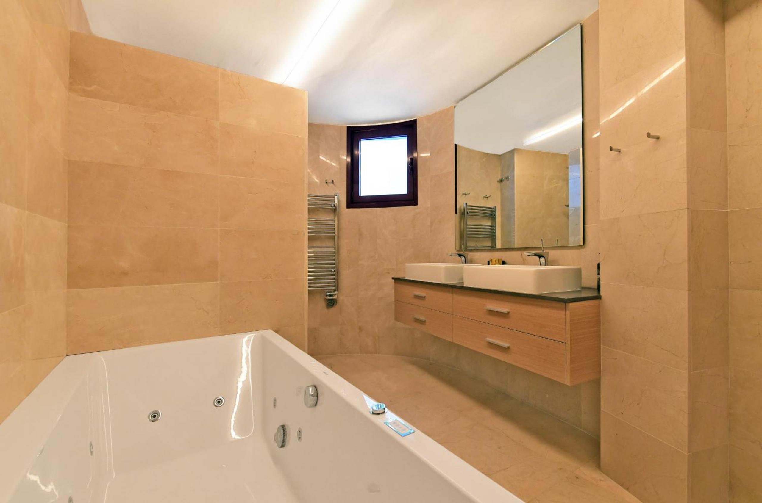 Villa White Nueva Andalucia