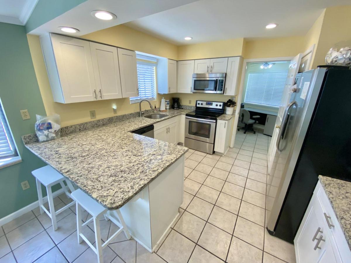 Venture Out 400 N Marlin Dr Comes WITH GOLF CART view 4