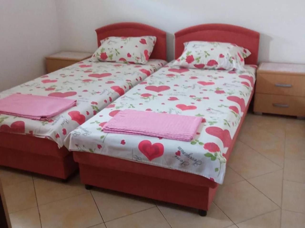 ILIC APARTMENTS
