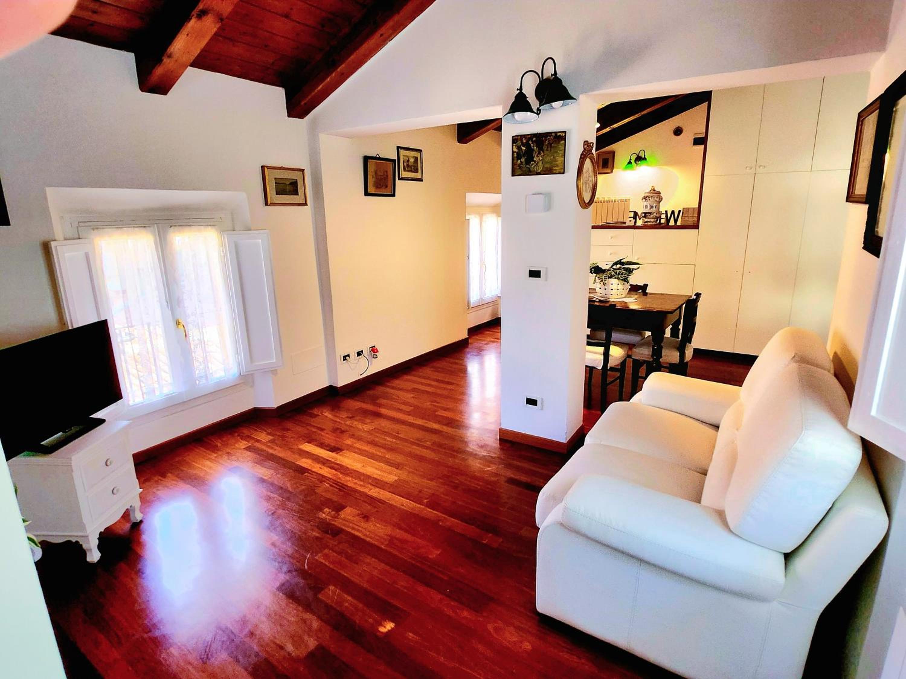 Fantuzzi Palace - Luxury Apartments in a 16th-Century Palace Bologna view 2