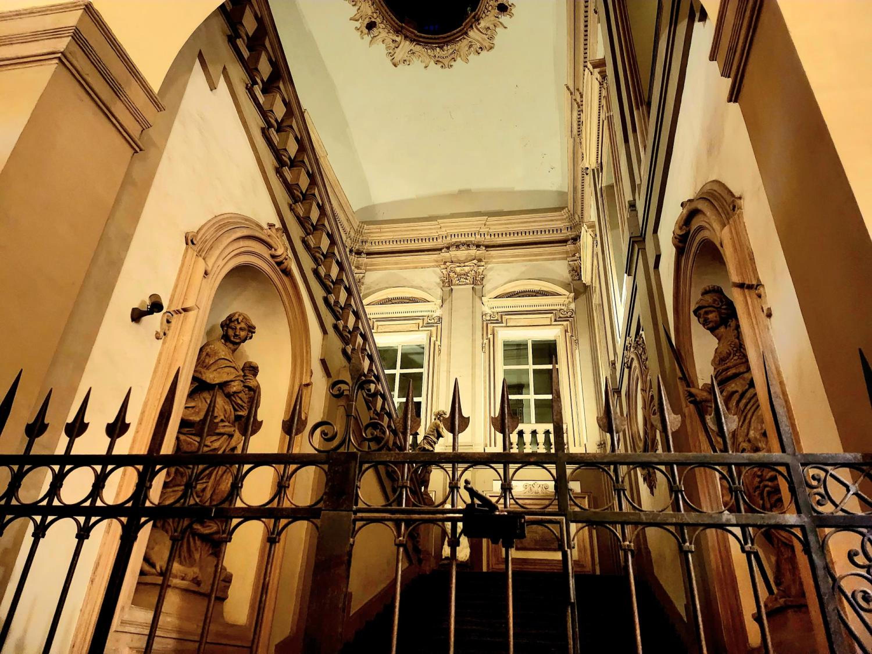 Fantuzzi Palace - Luxury Apartments in a 16th-Century Palace Bologna view 5