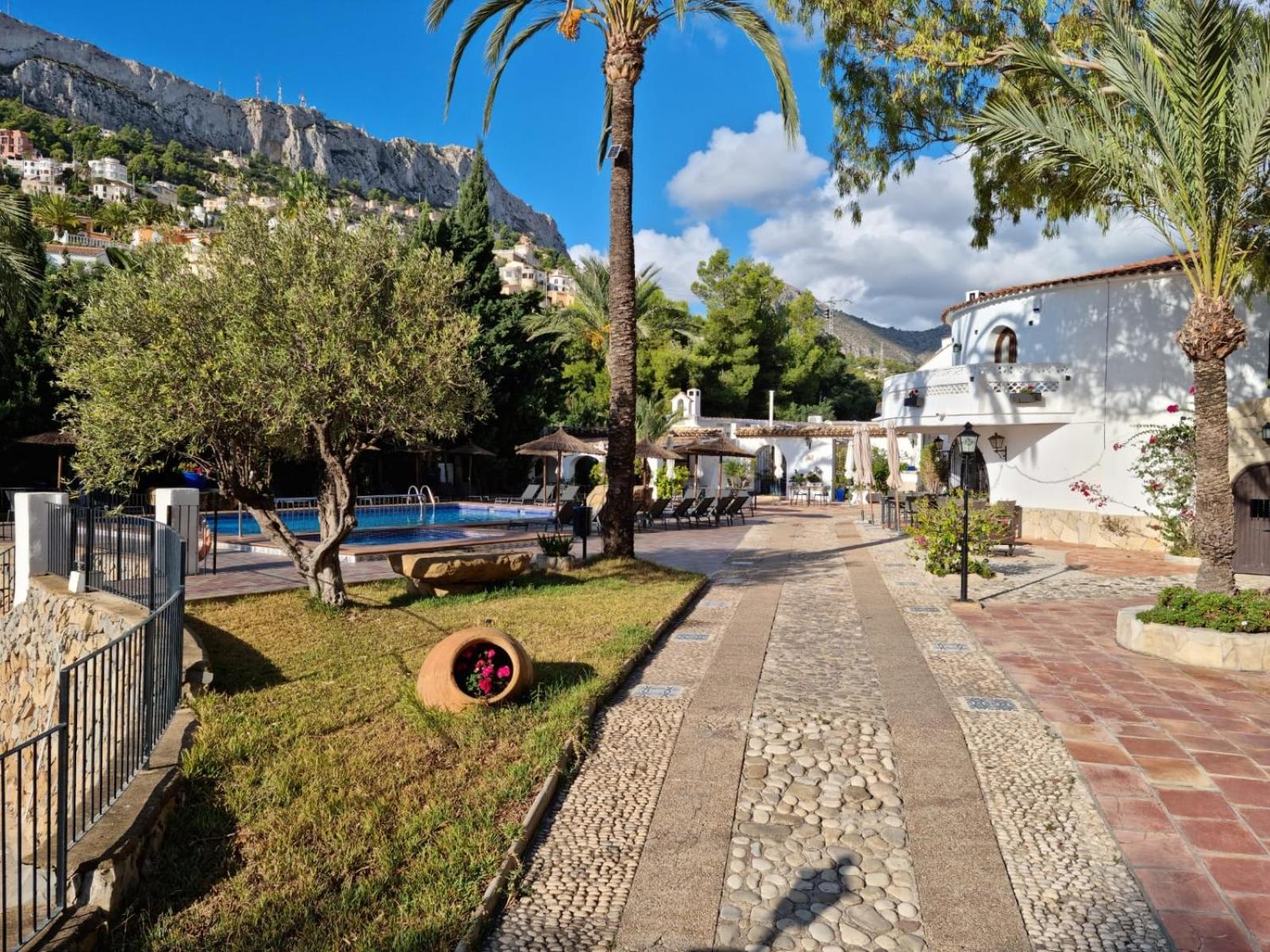 Sunsea Village III