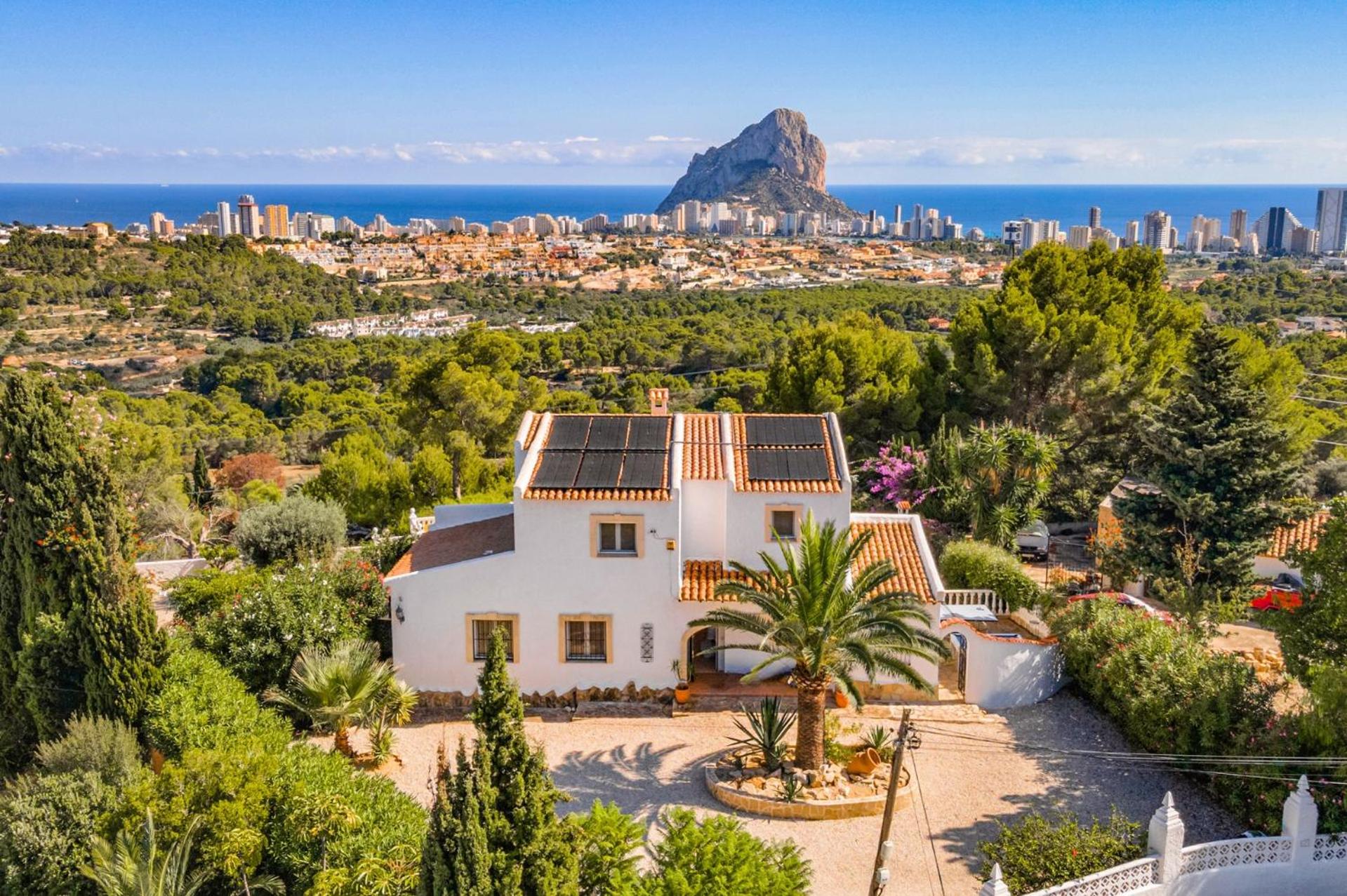 Villa Moggalatto by Villa Plus
