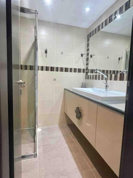 PRIVATE POOL, 3BR GARDEN APARTMENT, AQUARELLE view 4