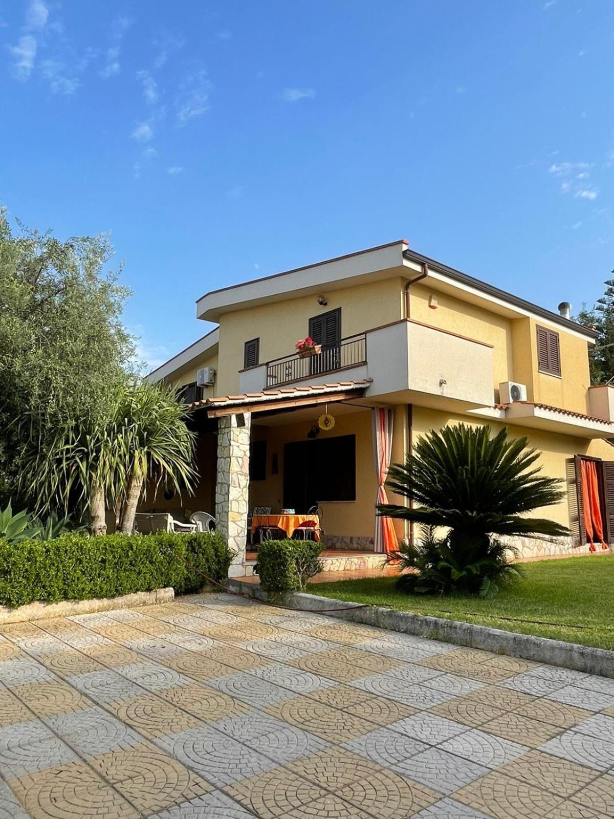 Villa Costanza