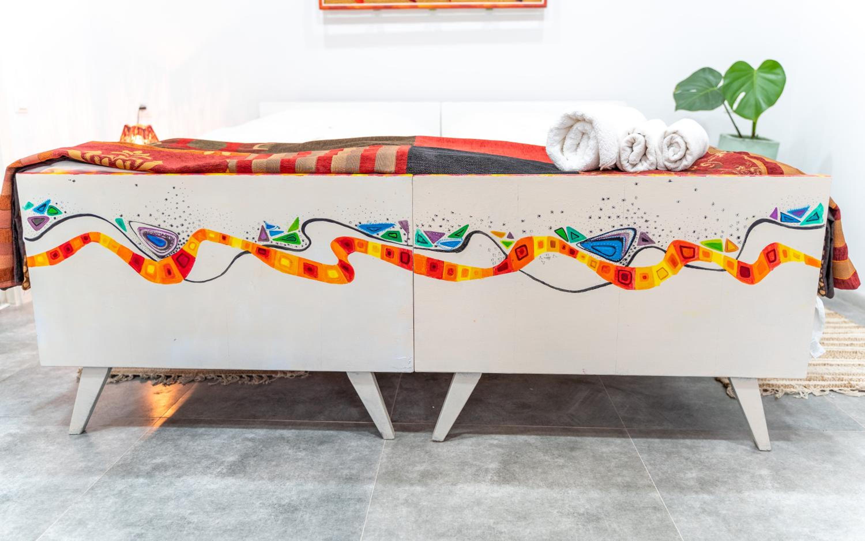 Art Rooms Garni