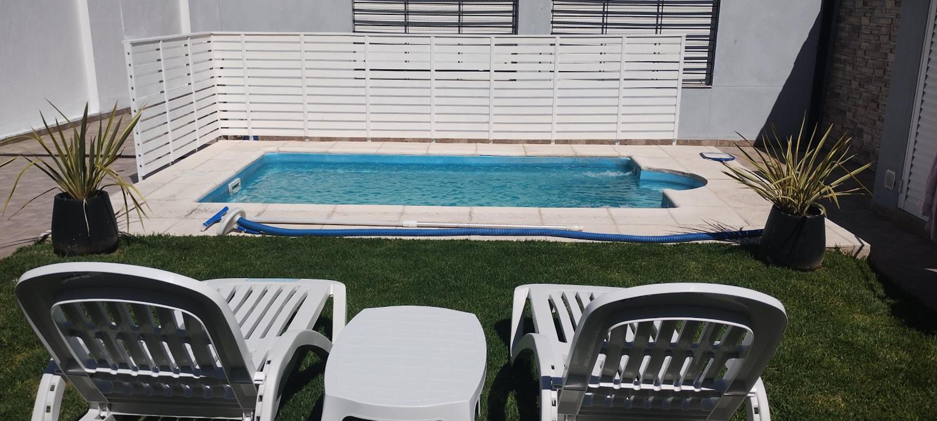 dpto faro con pileta a 300 mts de la playa