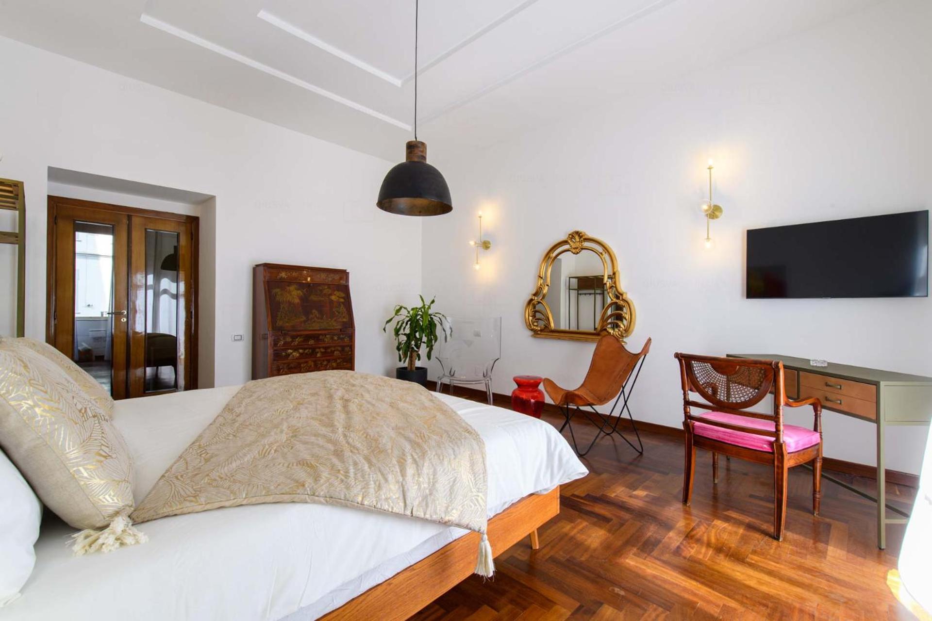 Casa Bianca Apartments