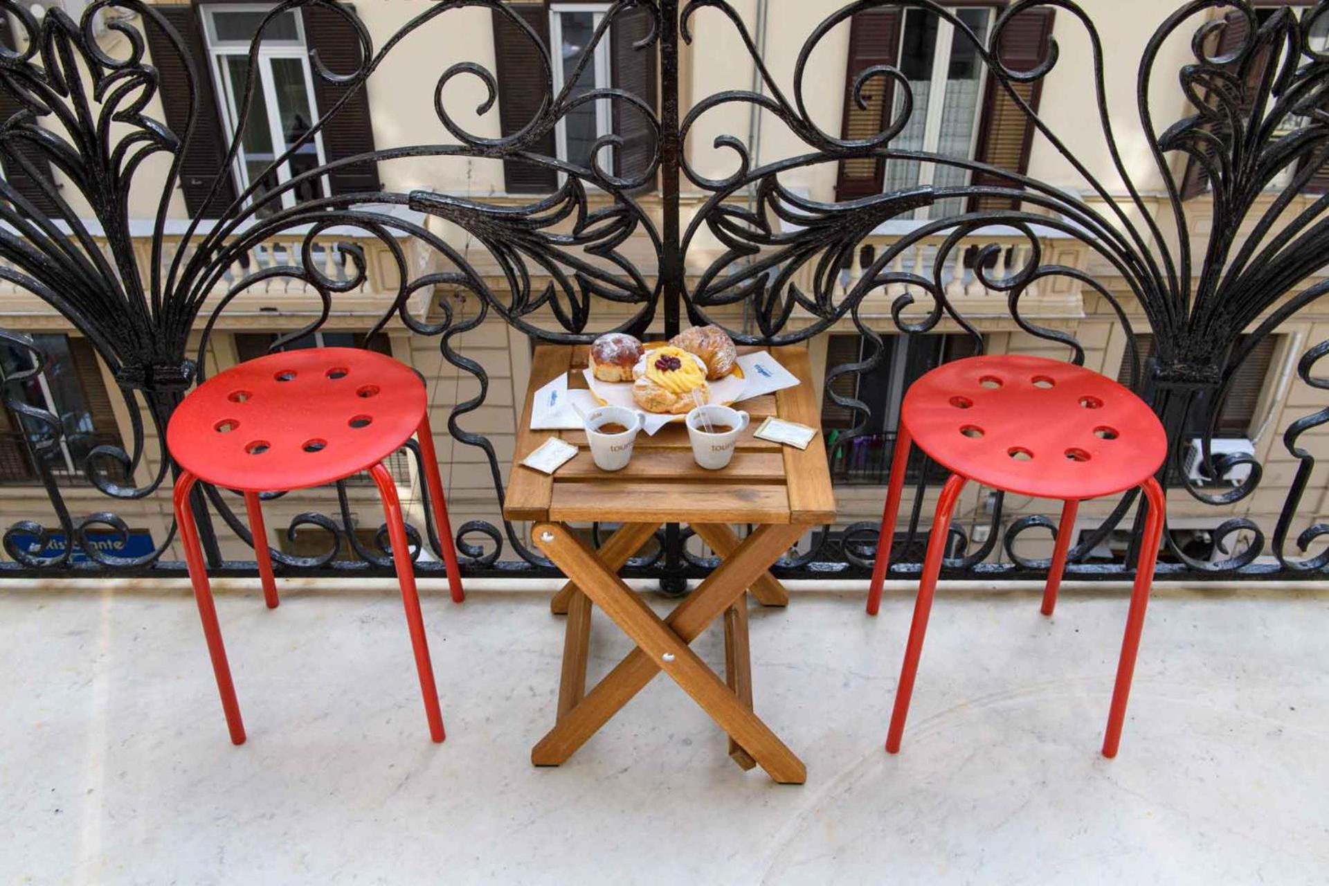 Casa Bianca Apartments