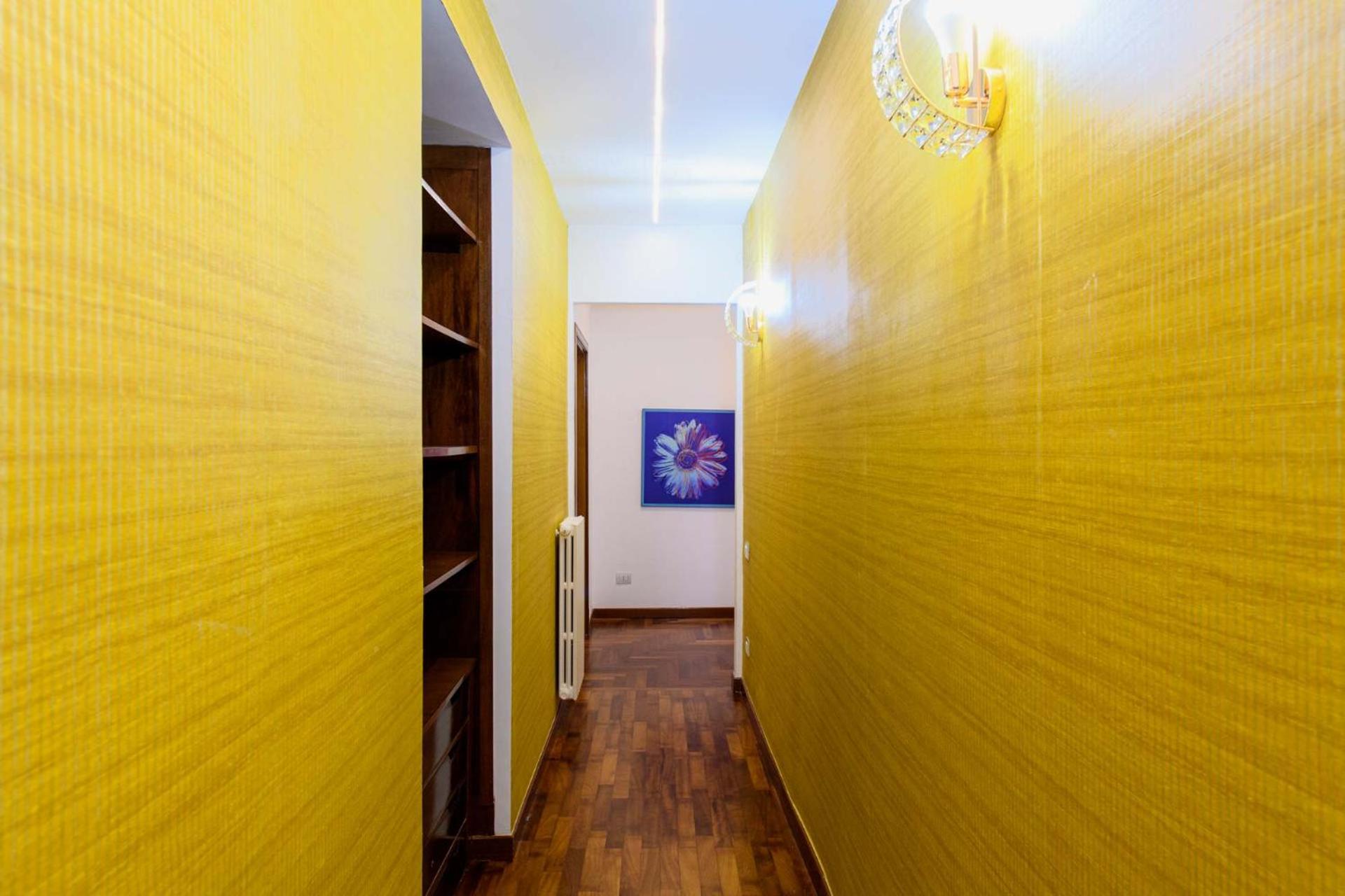 Casa Bianca Apartments