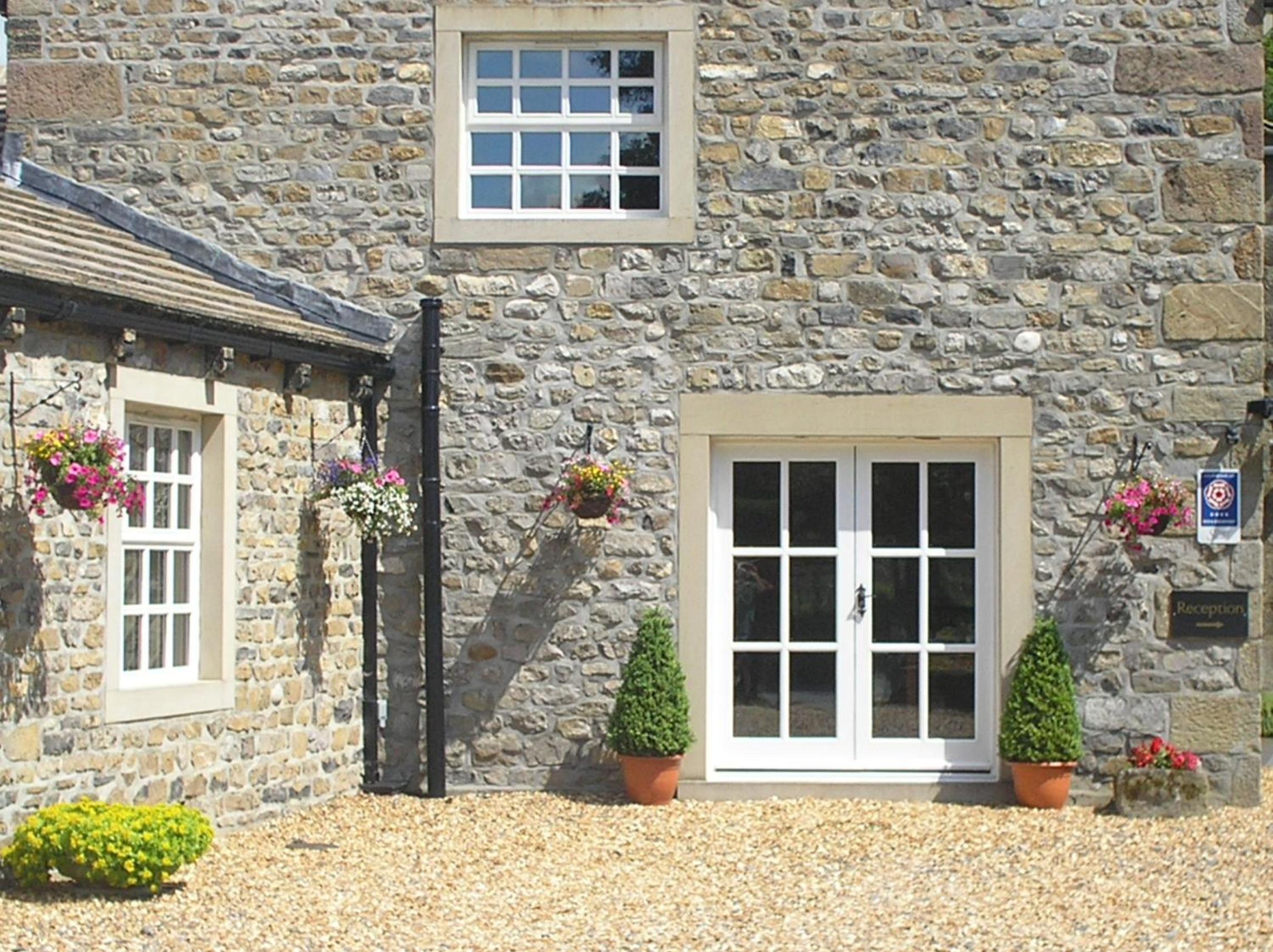 Green Grove Country House