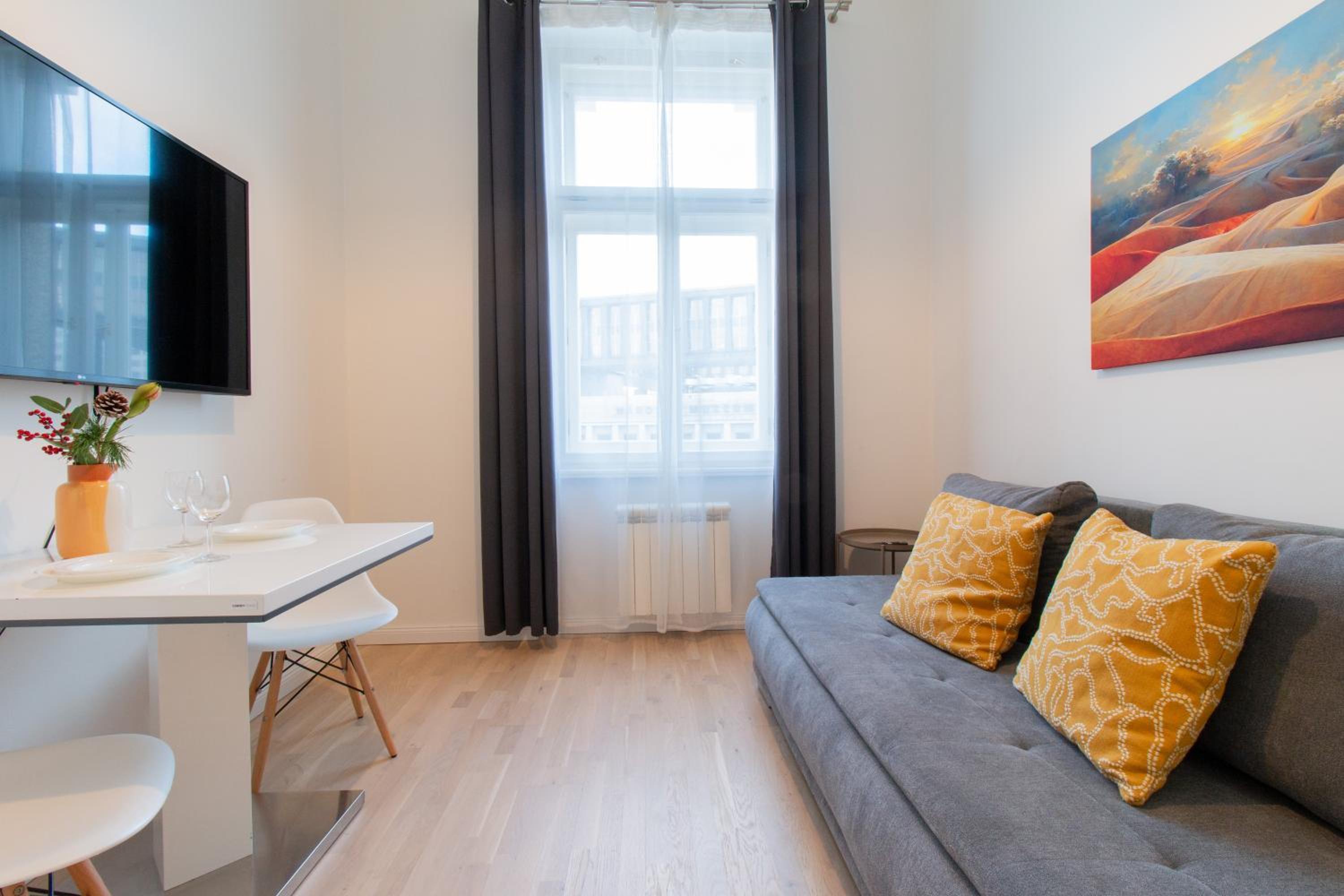 Washingtonova CR apartments