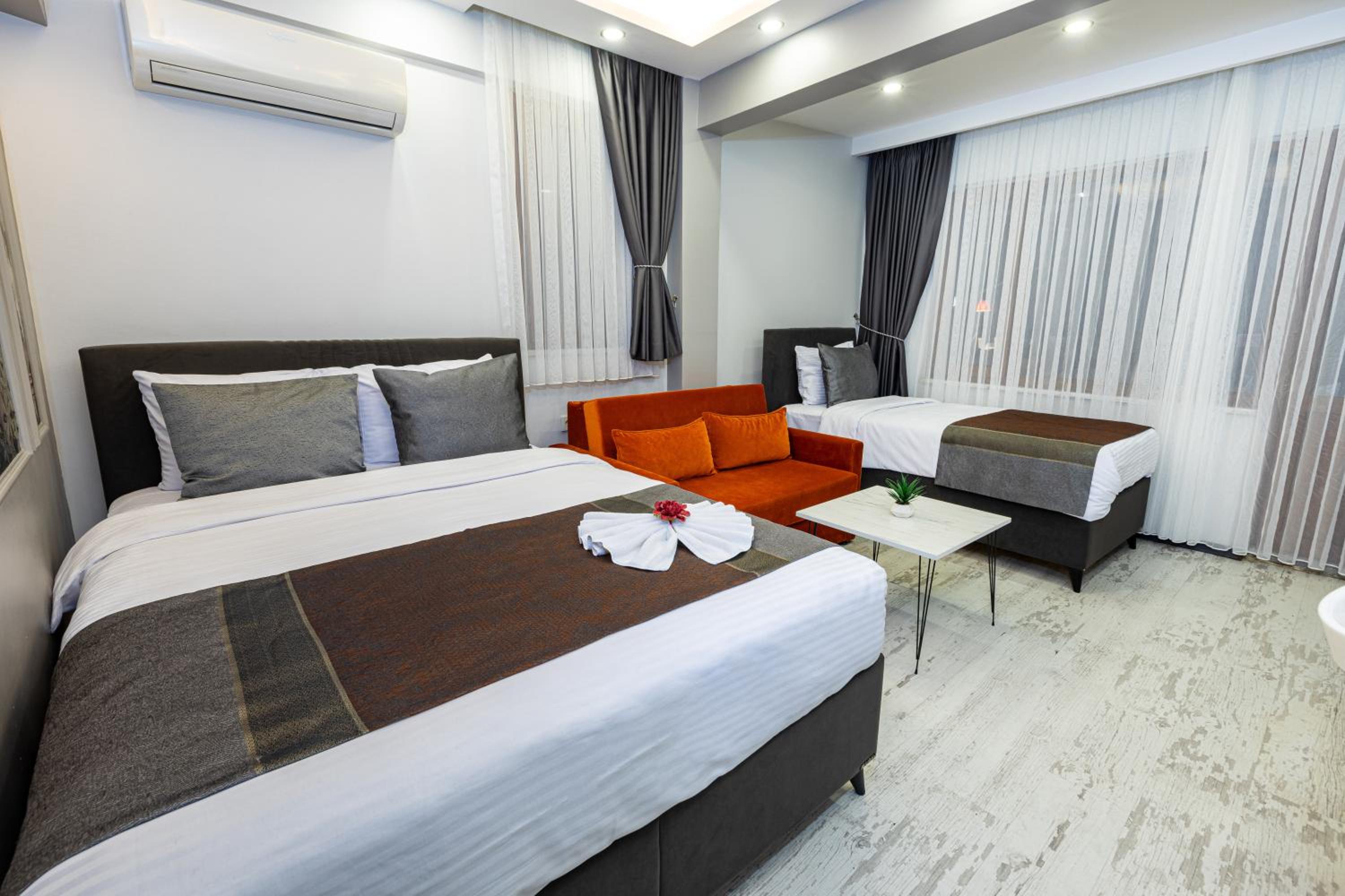 APOLLO HOTEL & APARTMENtS - Image 39