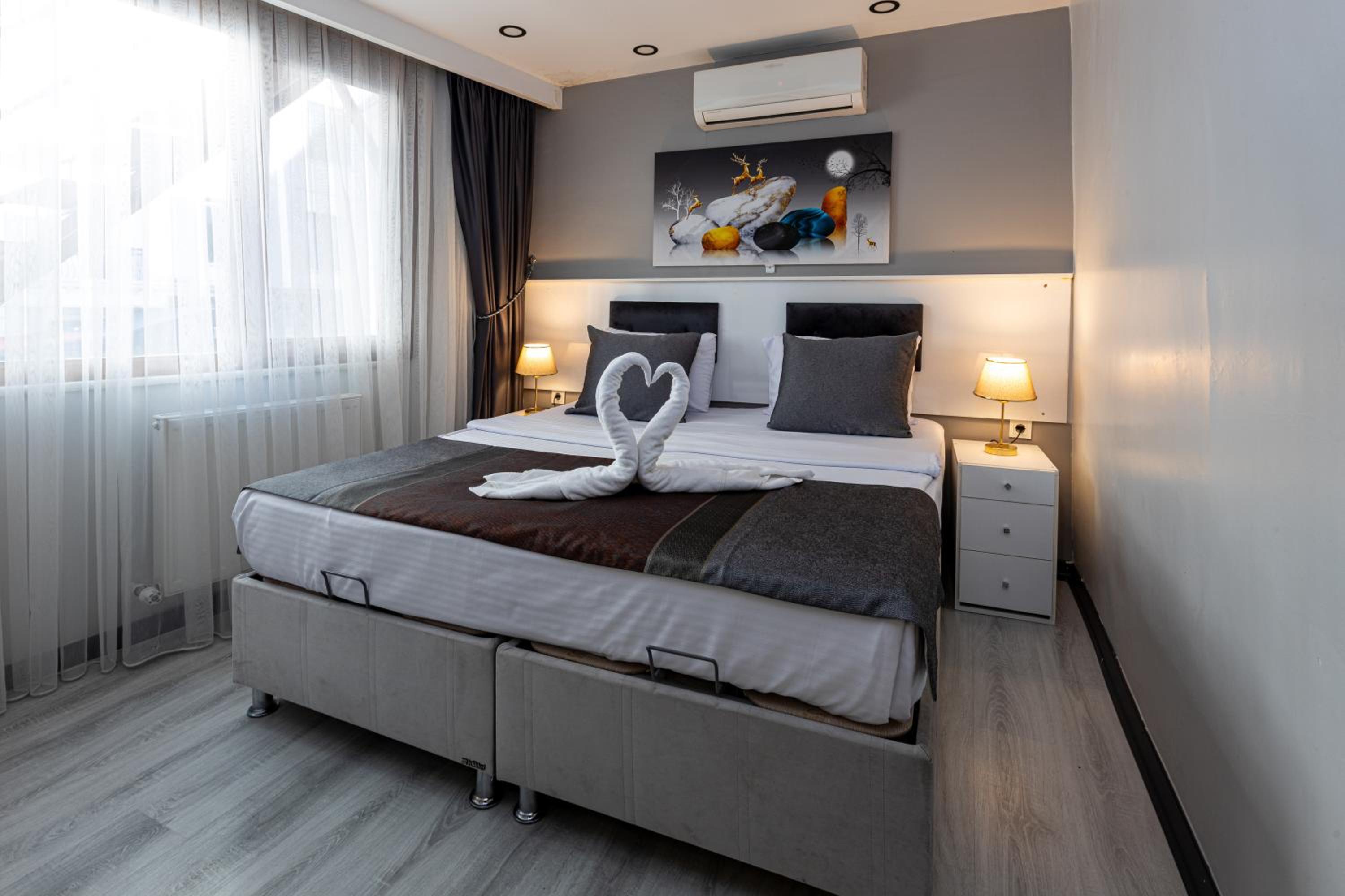 APOLLO HOTEL & APARTMENtS - Image 45