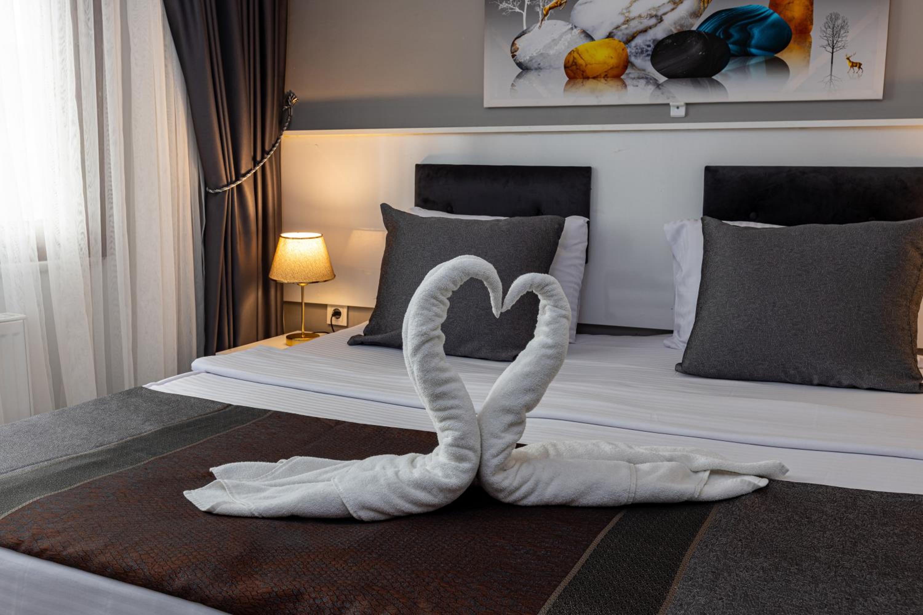 APOLLO HOTEL & APARTMENtS - Image 56