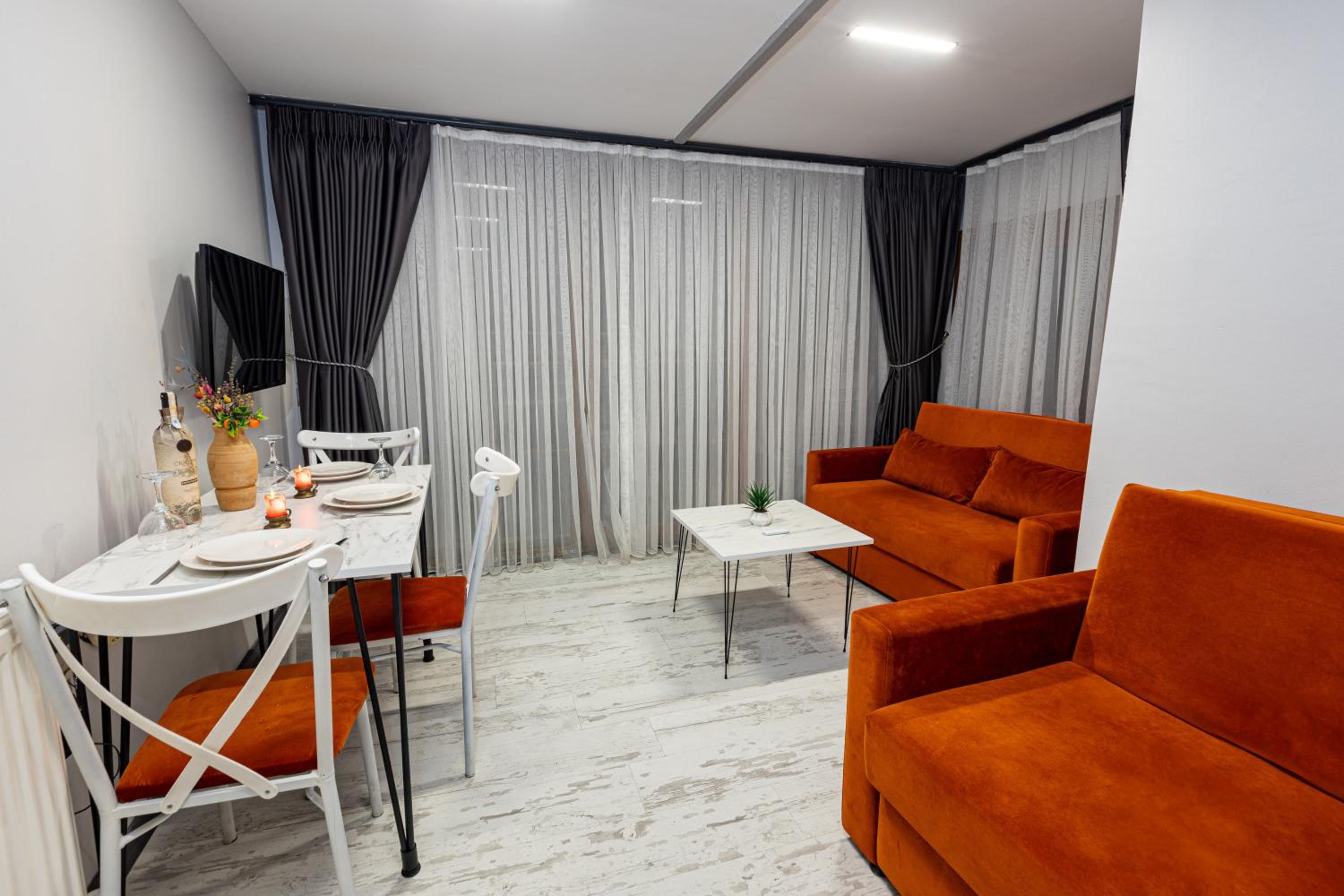 APOLLO HOTEL & APARTMENtS - Image 6