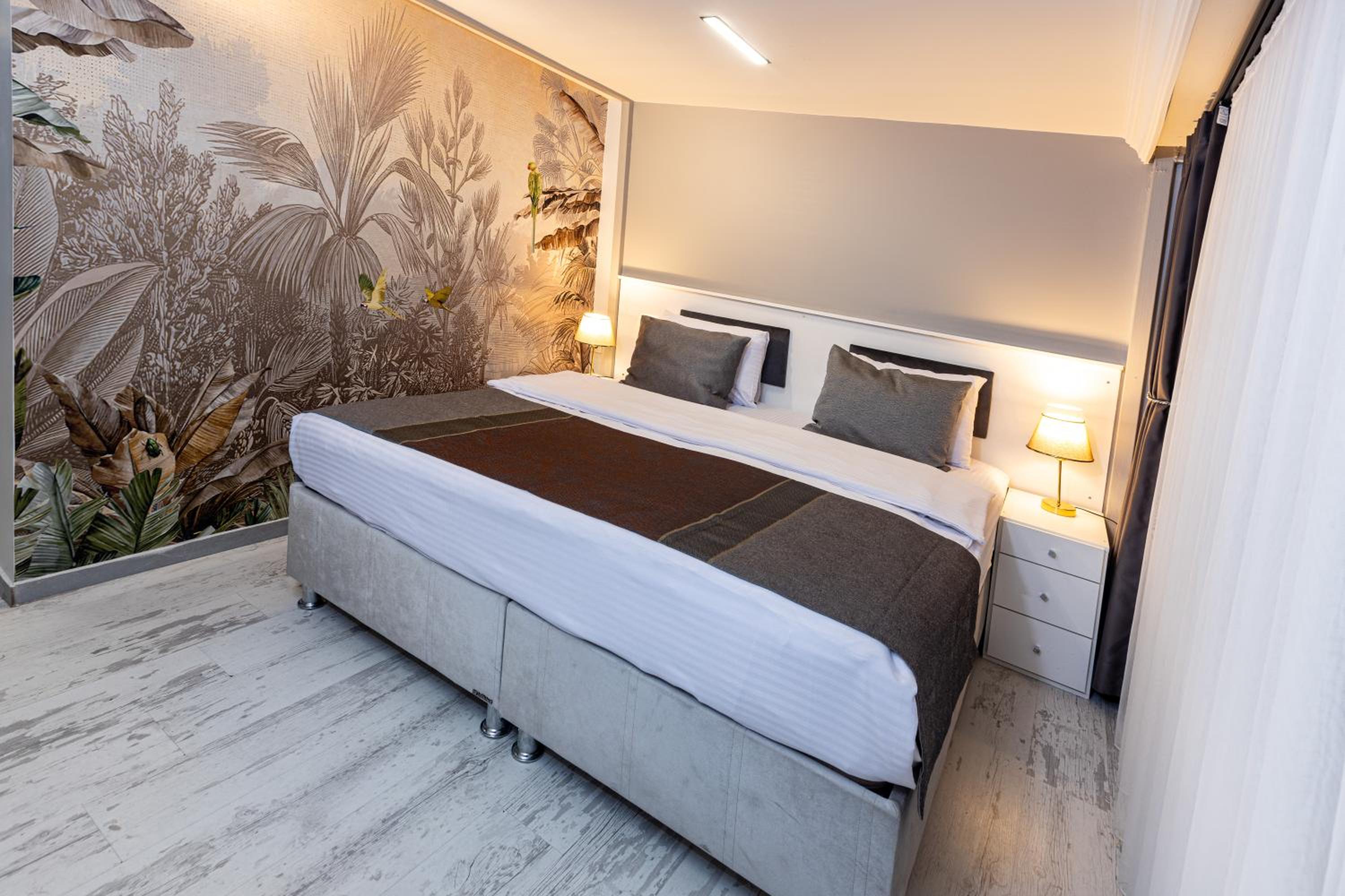 APOLLO HOTEL & APARTMENtS - Image 8