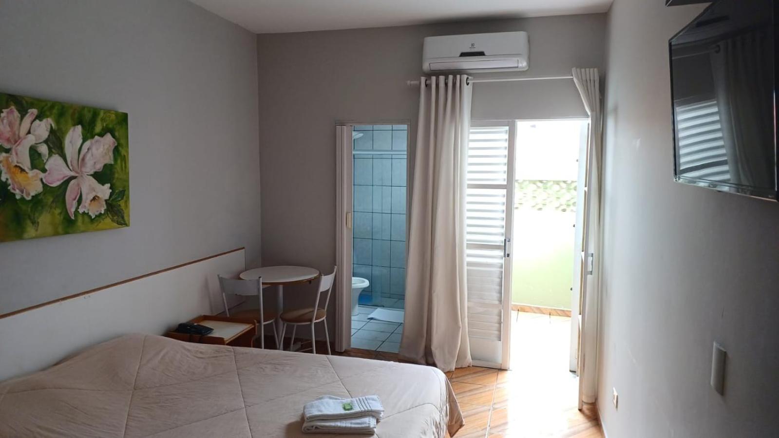 Victoria Hotel - Campanha - MG